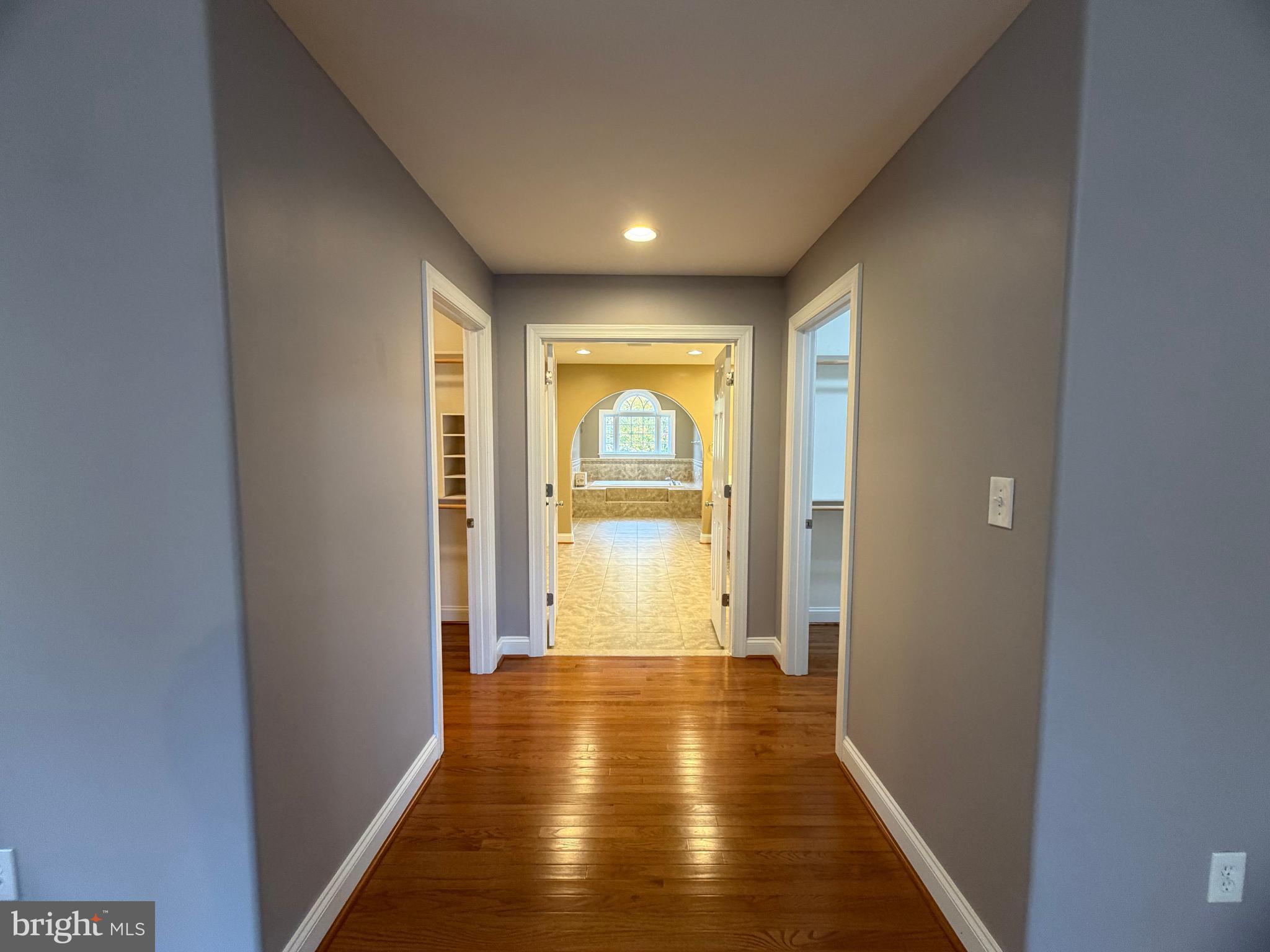 POPLAR HILLS - Residential