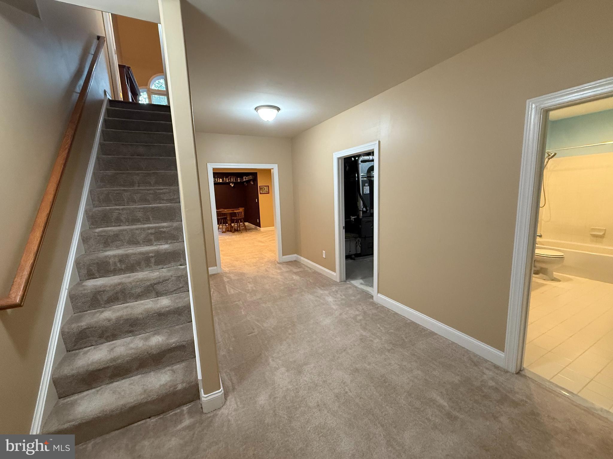 POPLAR HILLS - Residential