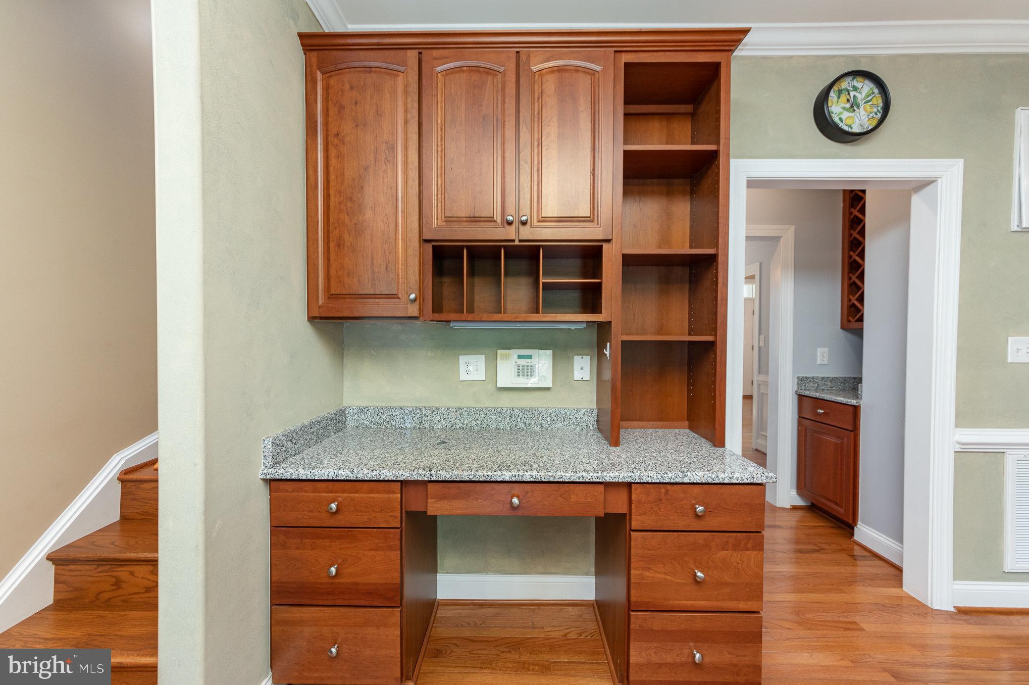 POPLAR HILLS - Residential