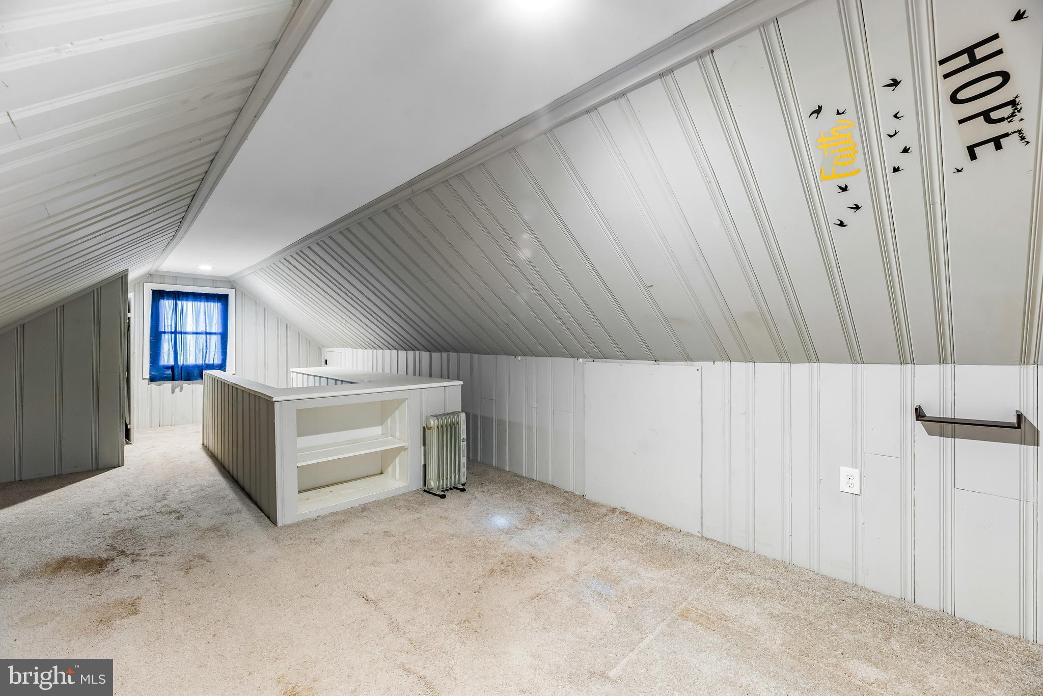 CHEVERLY MANOR - Residential