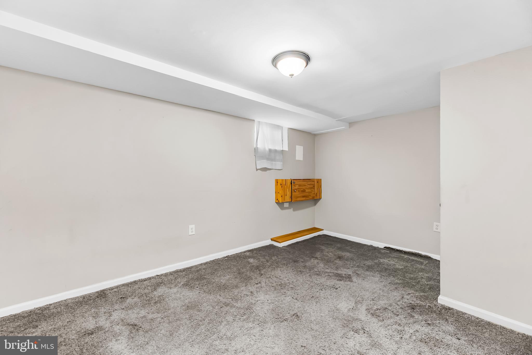 CHEVERLY MANOR - Residential