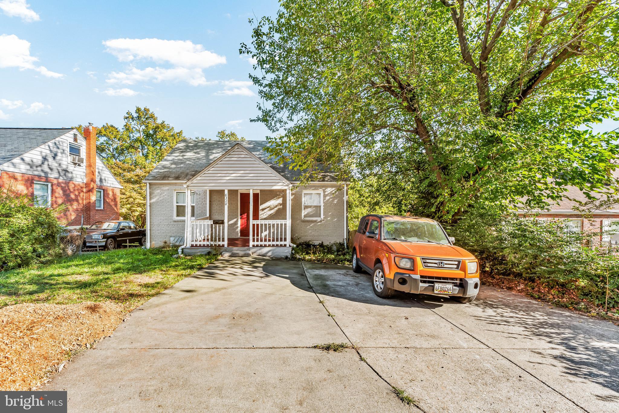 CHEVERLY MANOR - Residential