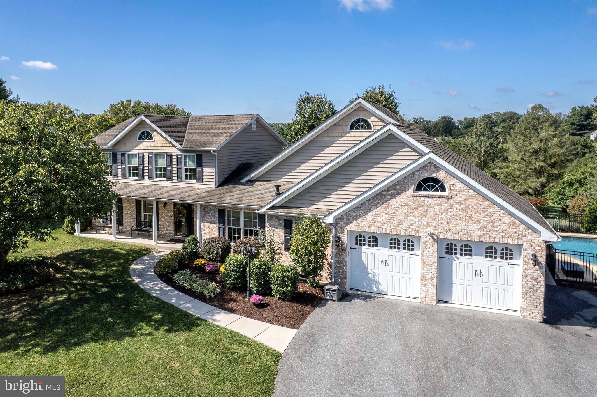 CAPE HILL FARMS - Residential