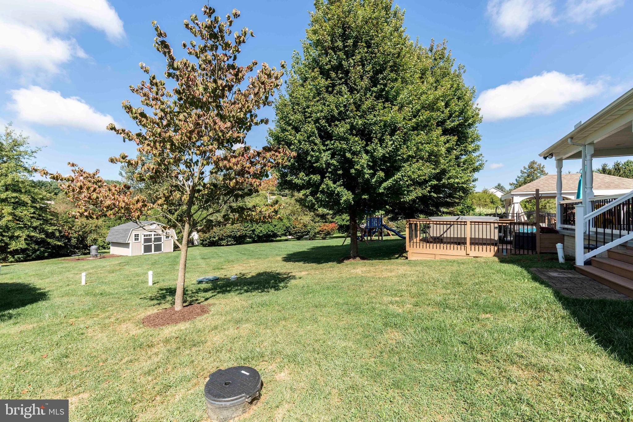 CAPE HILL FARMS - Residential