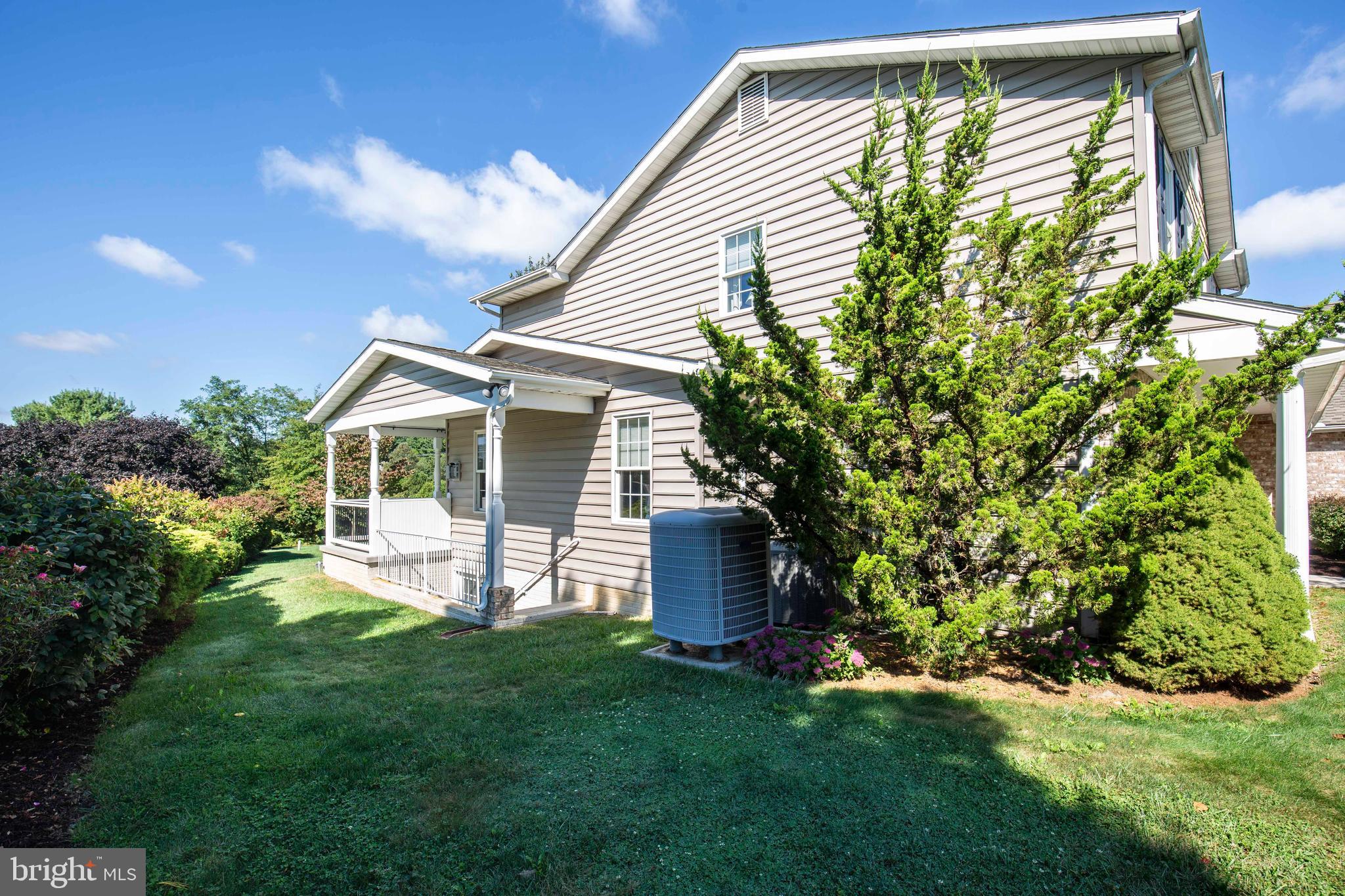 CAPE HILL FARMS - Residential