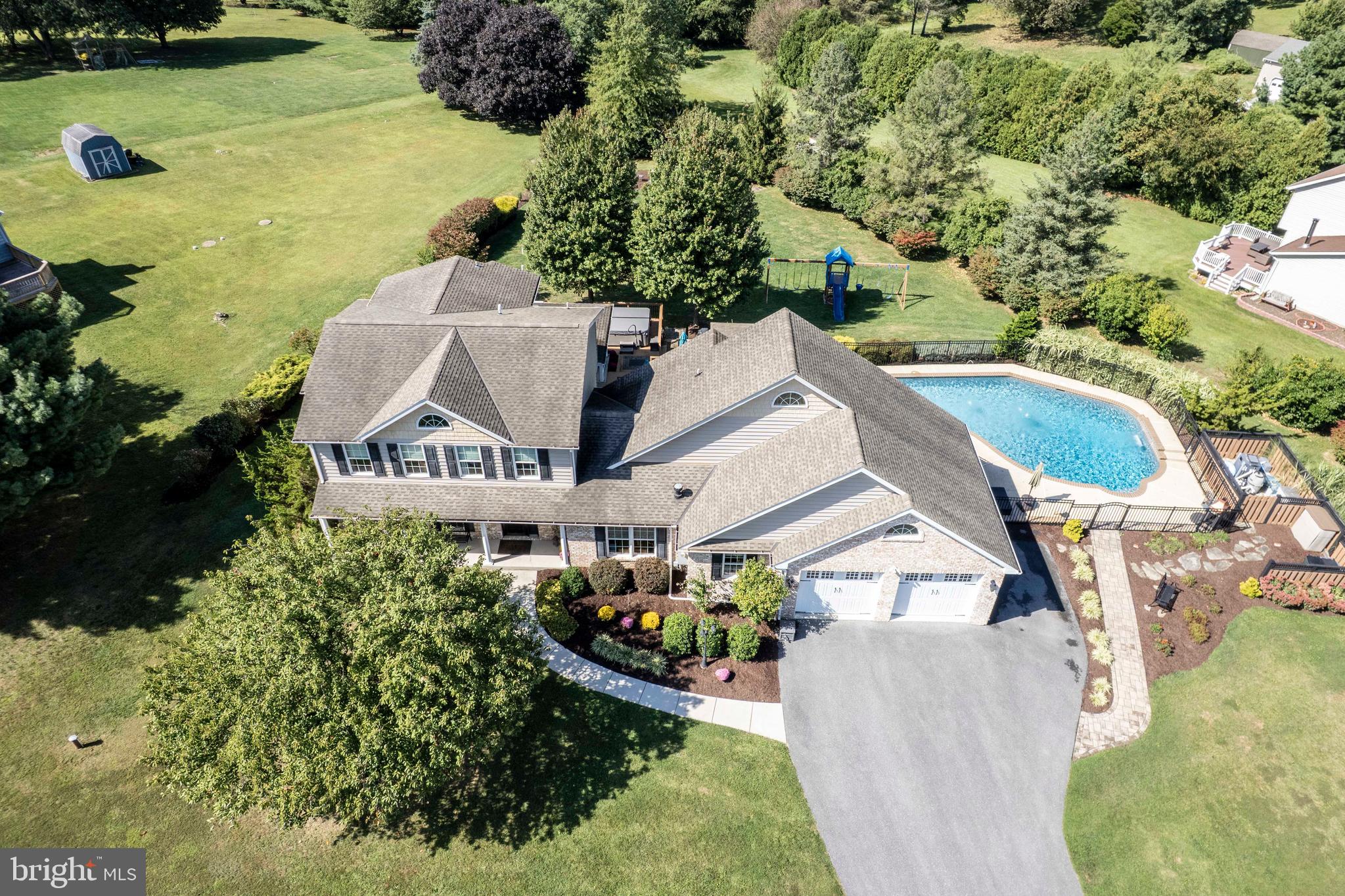 CAPE HILL FARMS - Residential