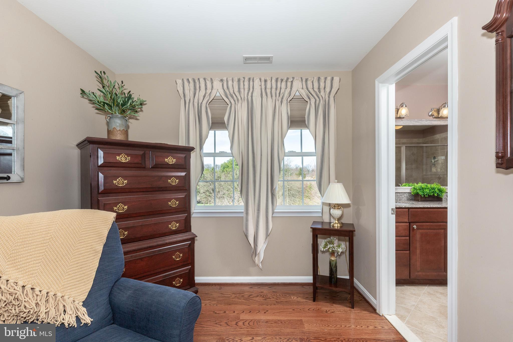 CAPE HILL FARMS - Residential