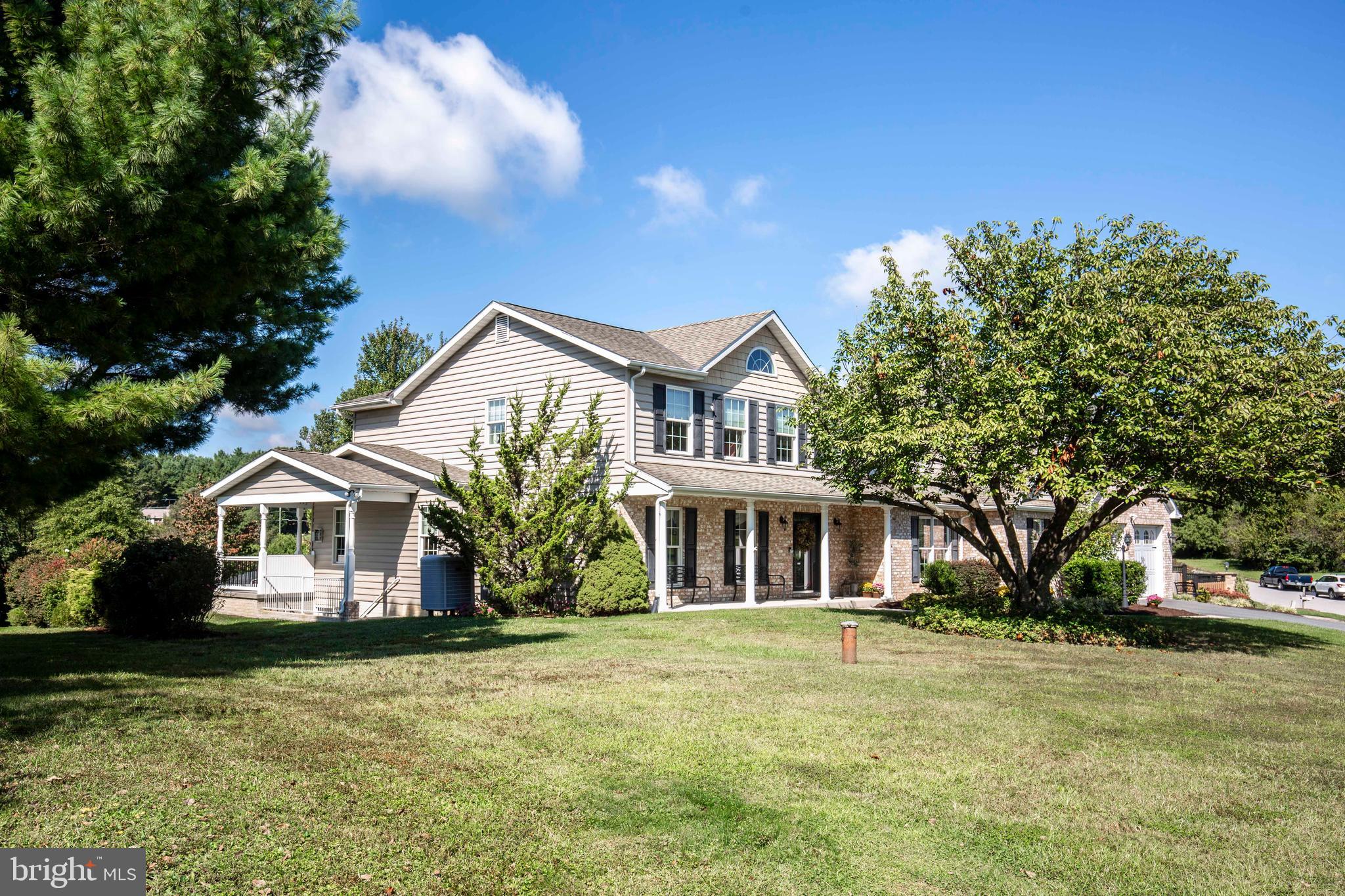 CAPE HILL FARMS - Residential