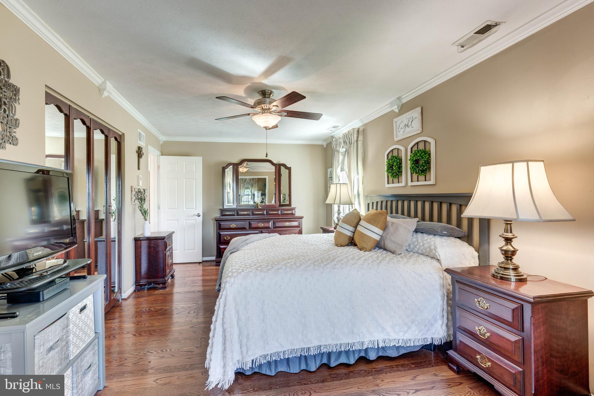 CAPE HILL FARMS - Residential