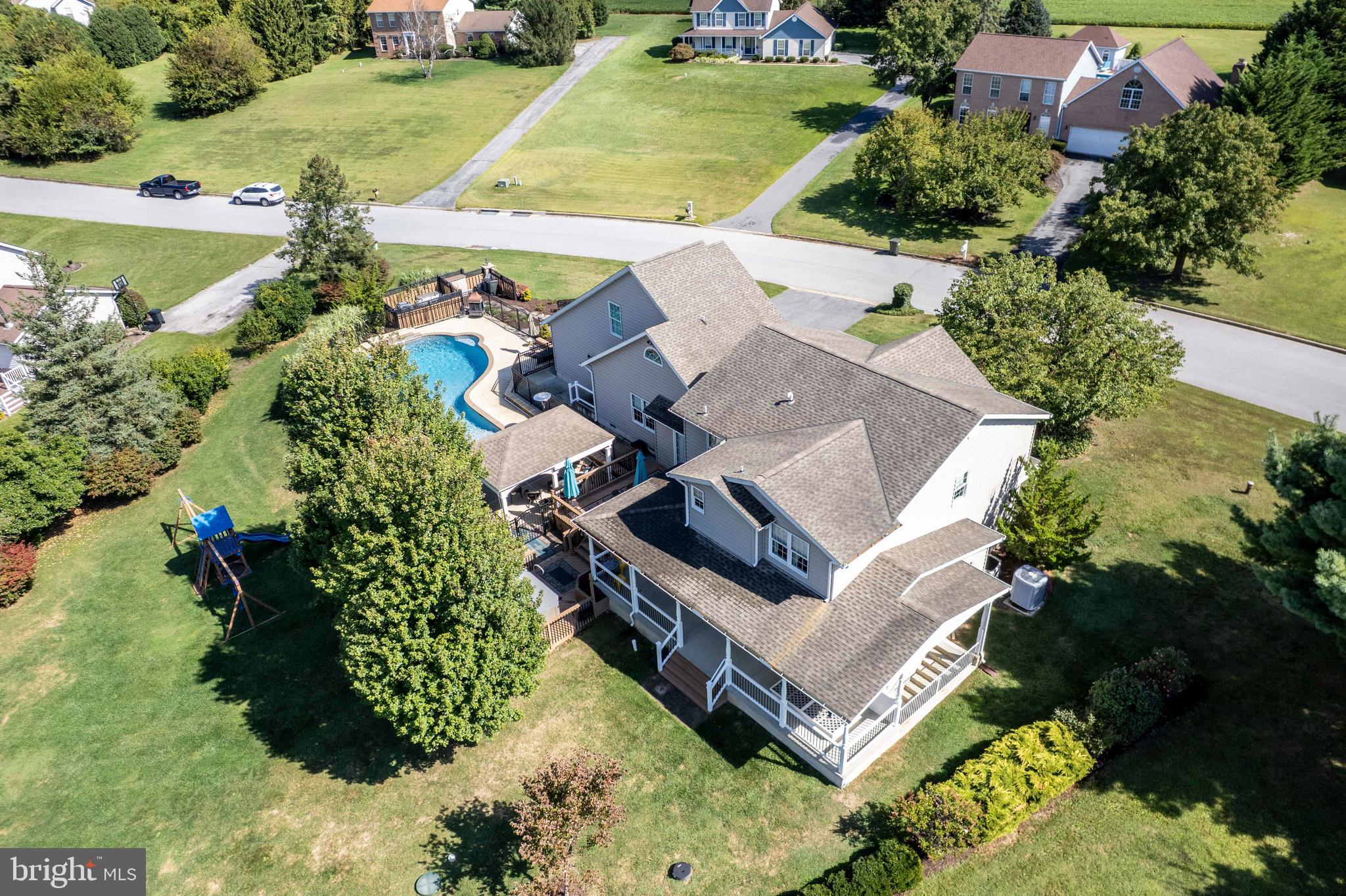 CAPE HILL FARMS - Residential