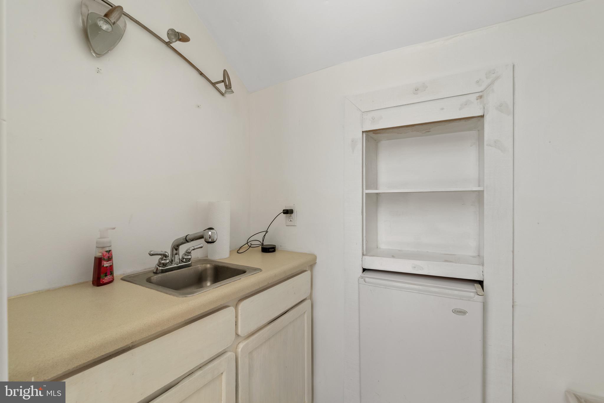 NORFOLK - Residential Lease