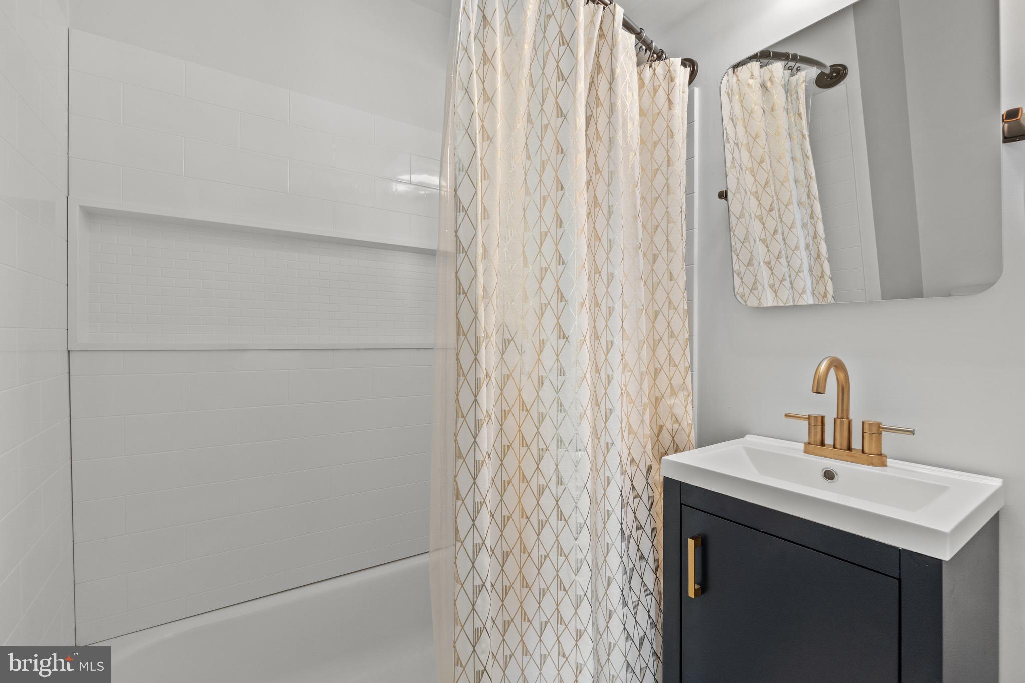 NORFOLK - Residential Lease