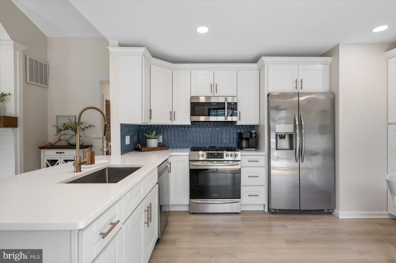 OCEAN PINES - BAY COLONY - Residential