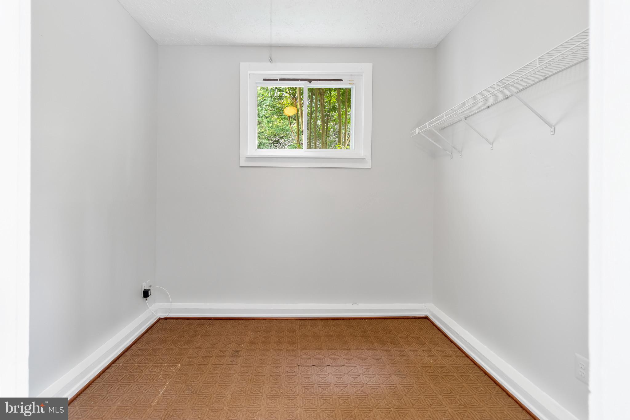 ST. CHARLES - Residential