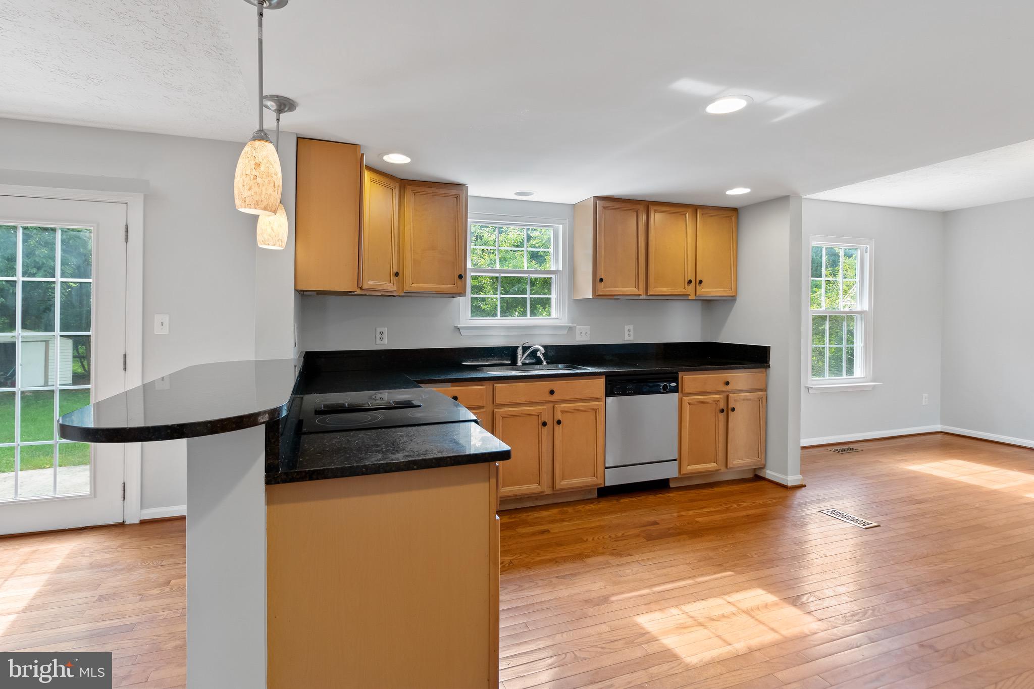 ST. CHARLES - Residential