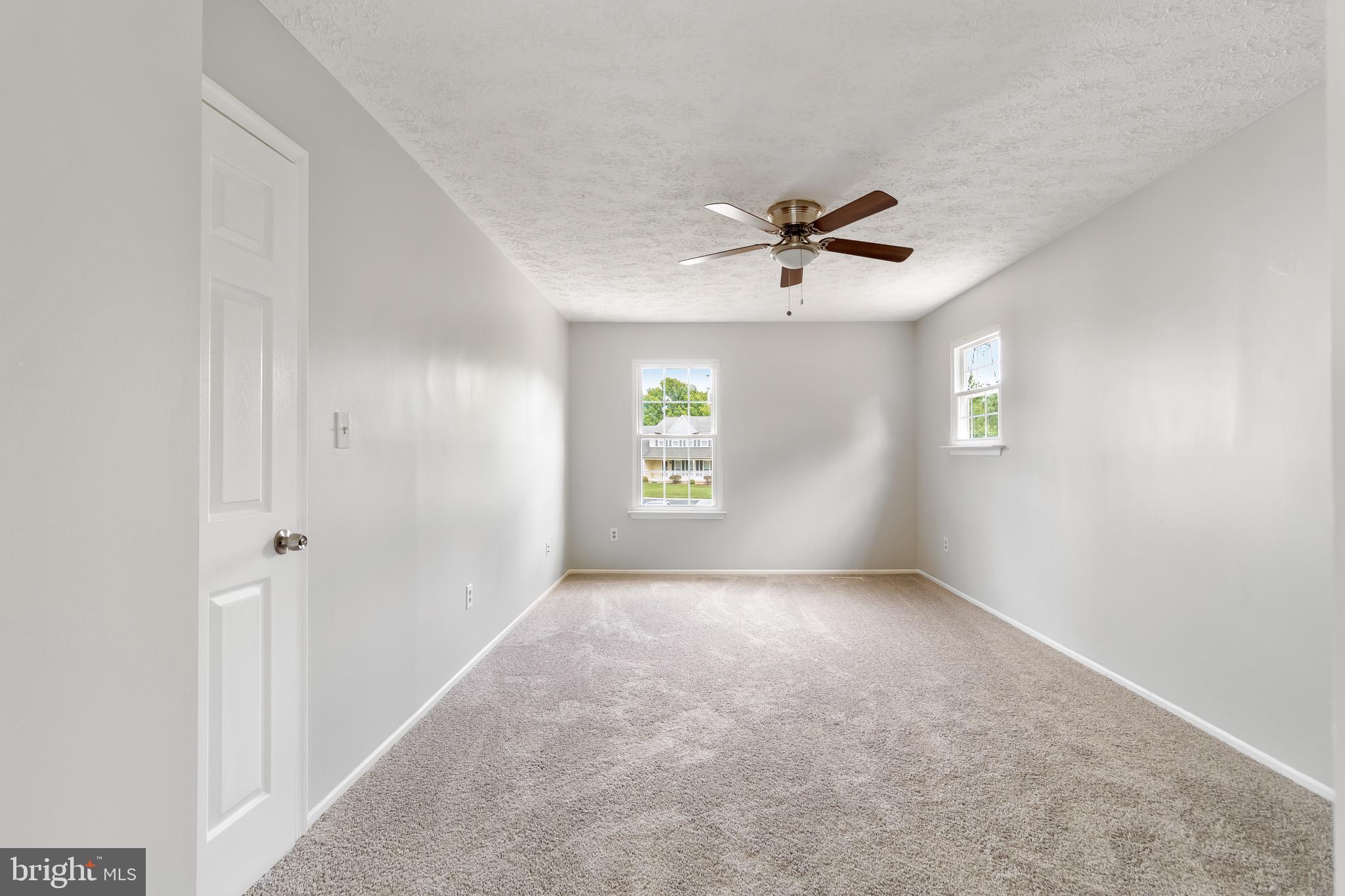 ST. CHARLES - Residential