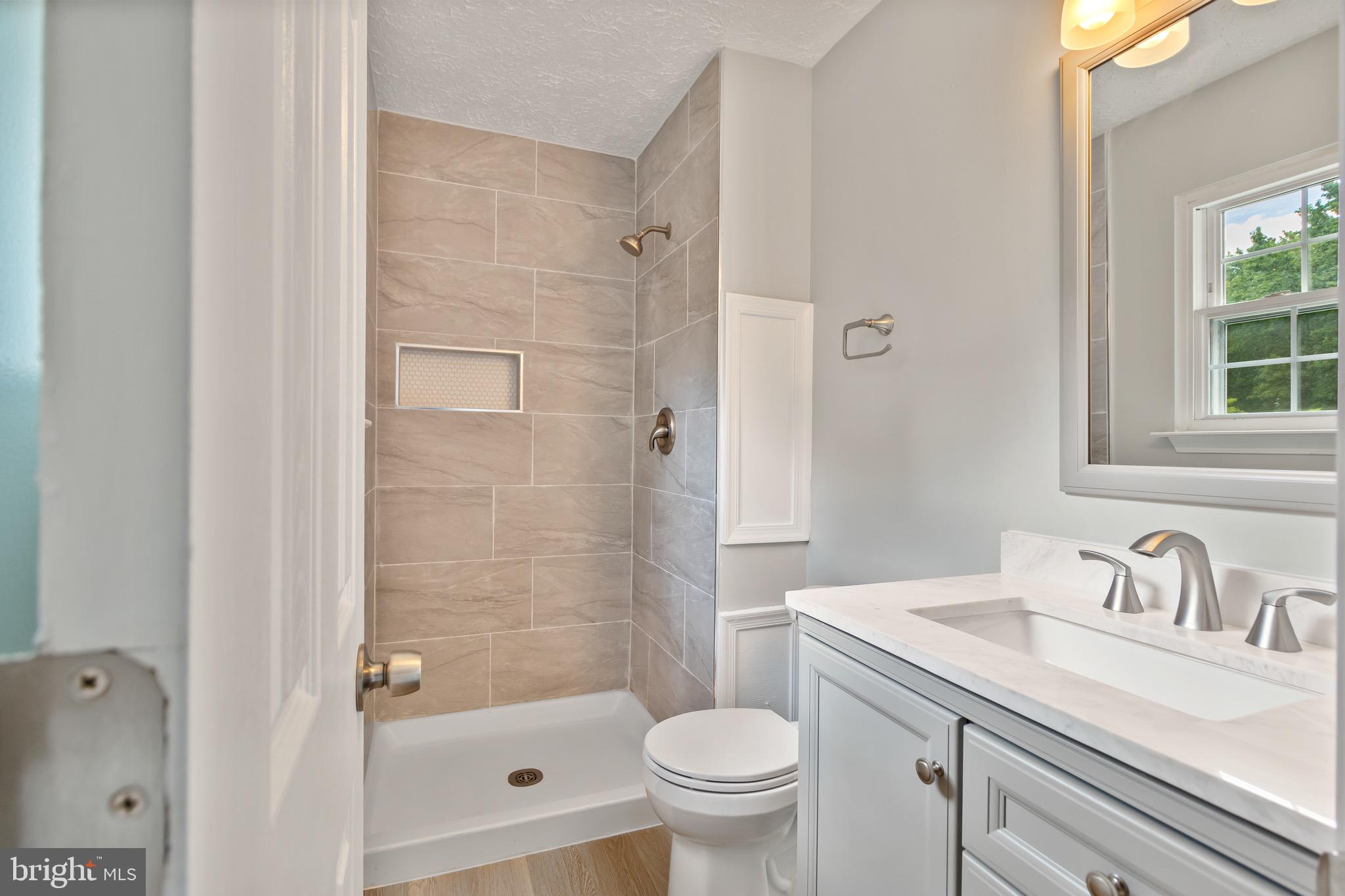 ST. CHARLES - Residential