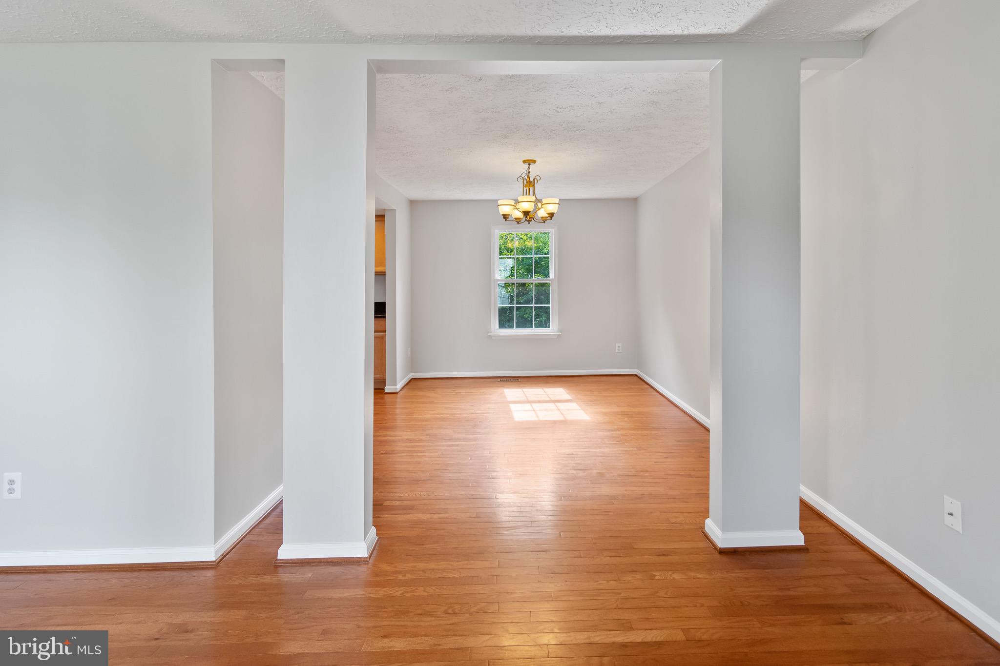 ST. CHARLES - Residential