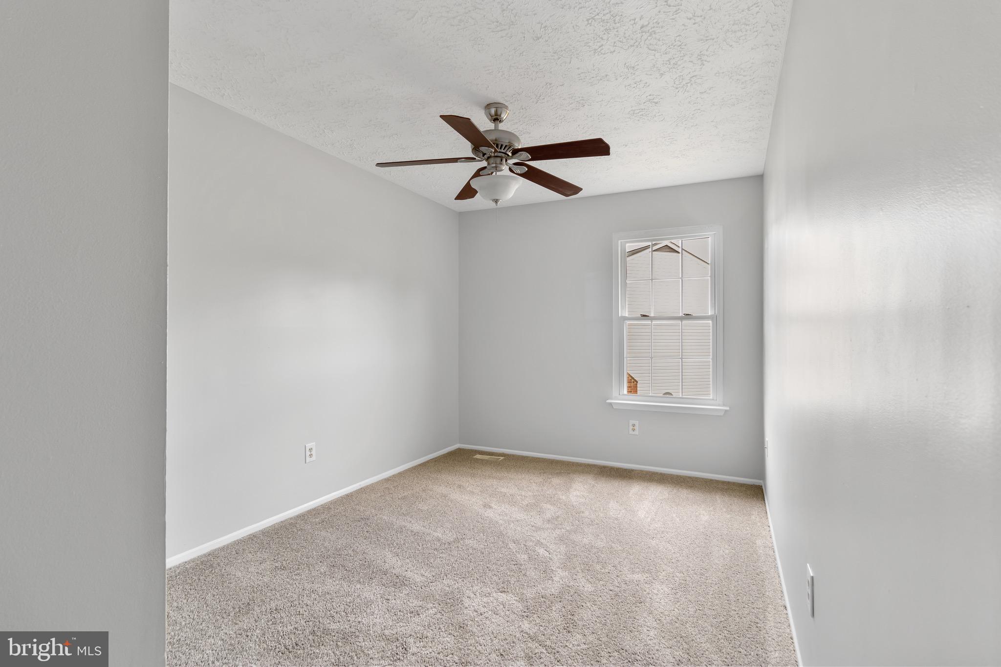 ST. CHARLES - Residential