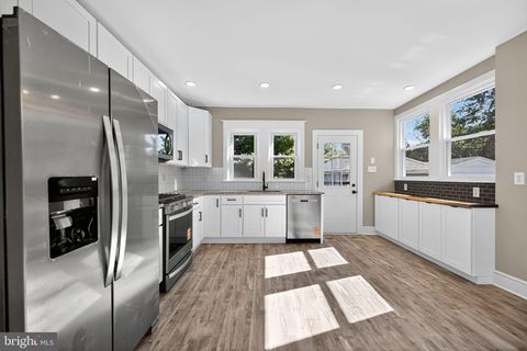 34 S ENOLA DRIVE ENOLA PA 17025