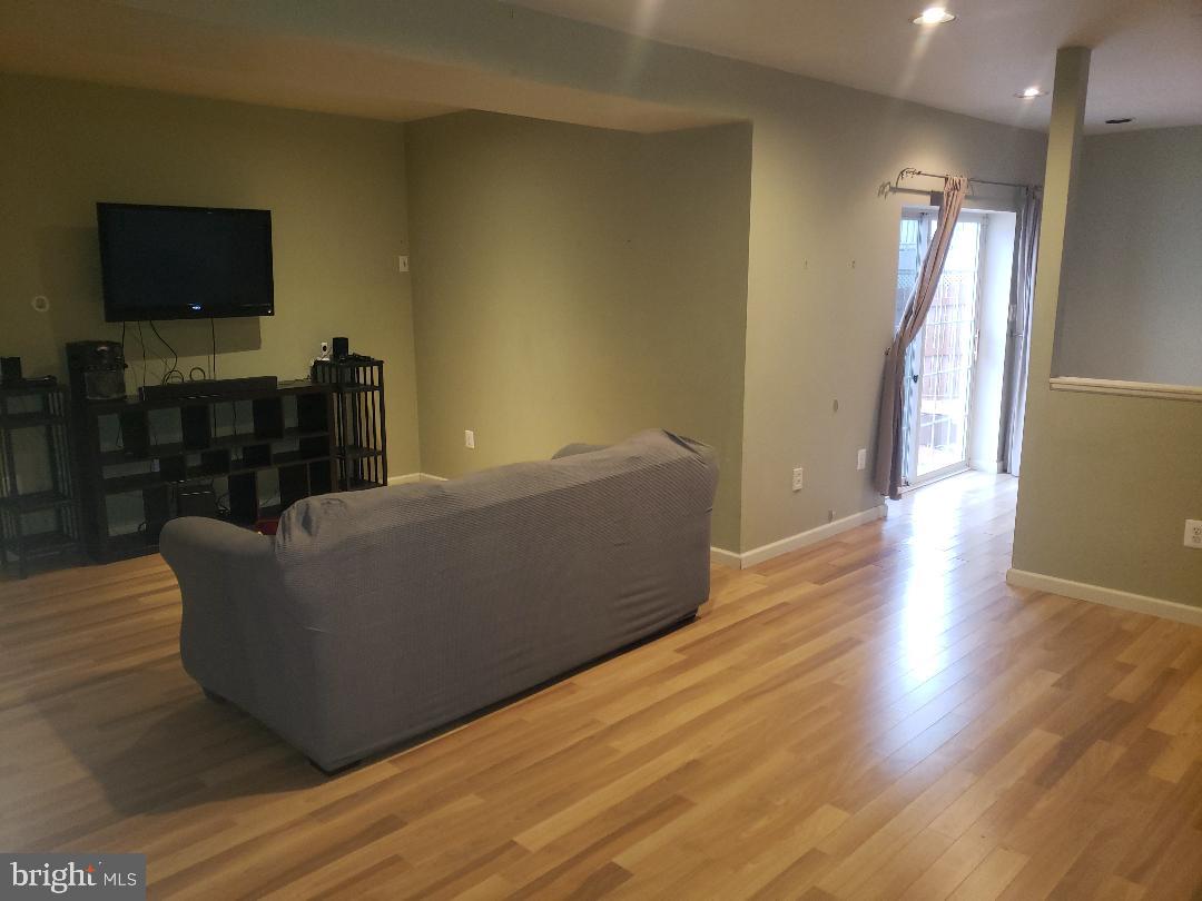 BEACON POINT - Residential