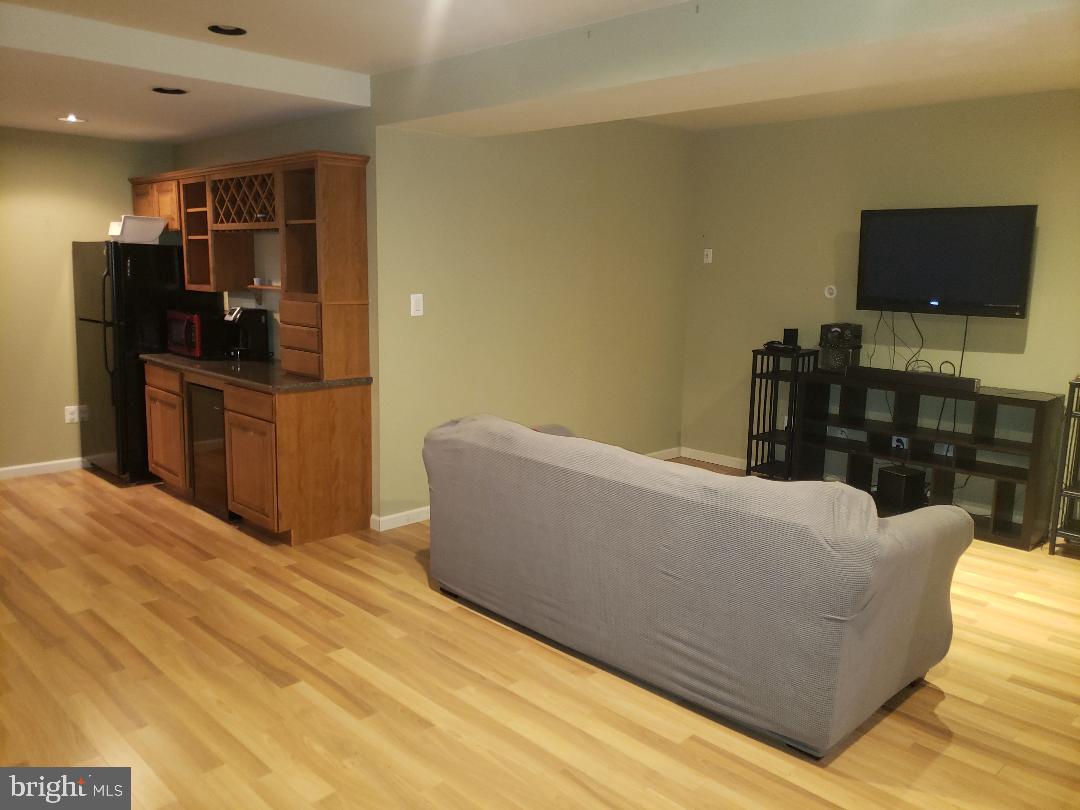 BEACON POINT - Residential