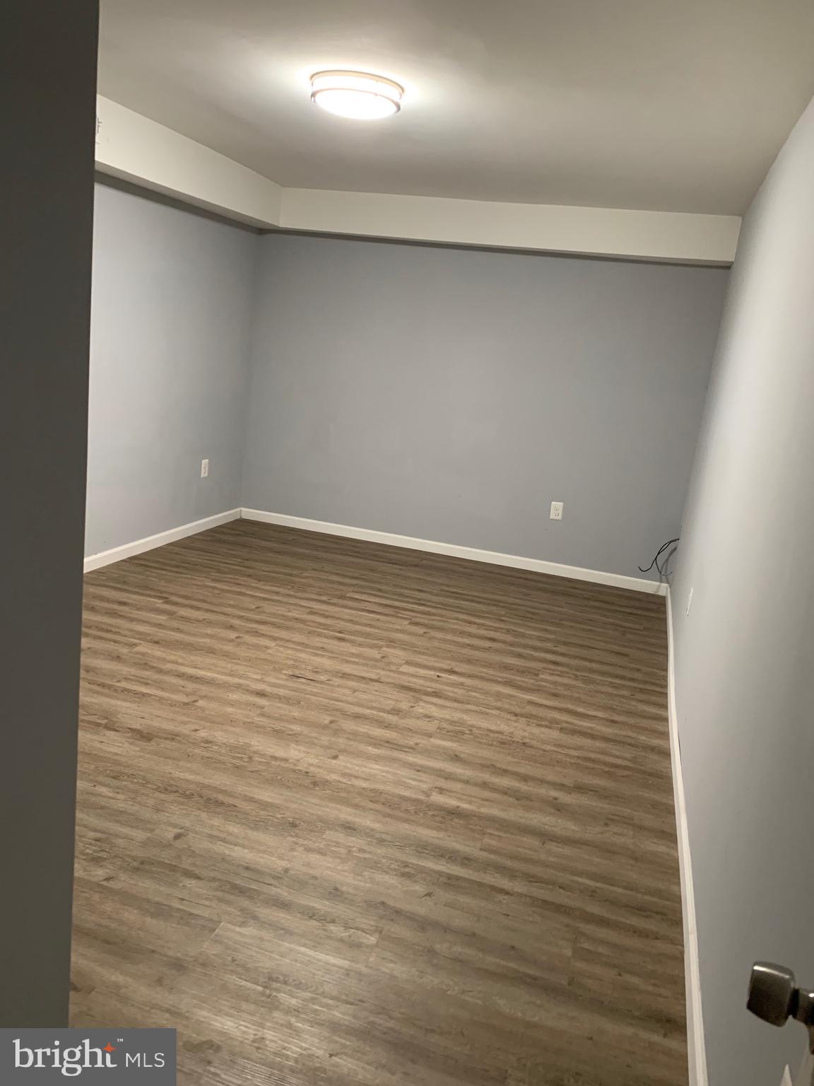 HIDDEN LAKE - Residential Lease