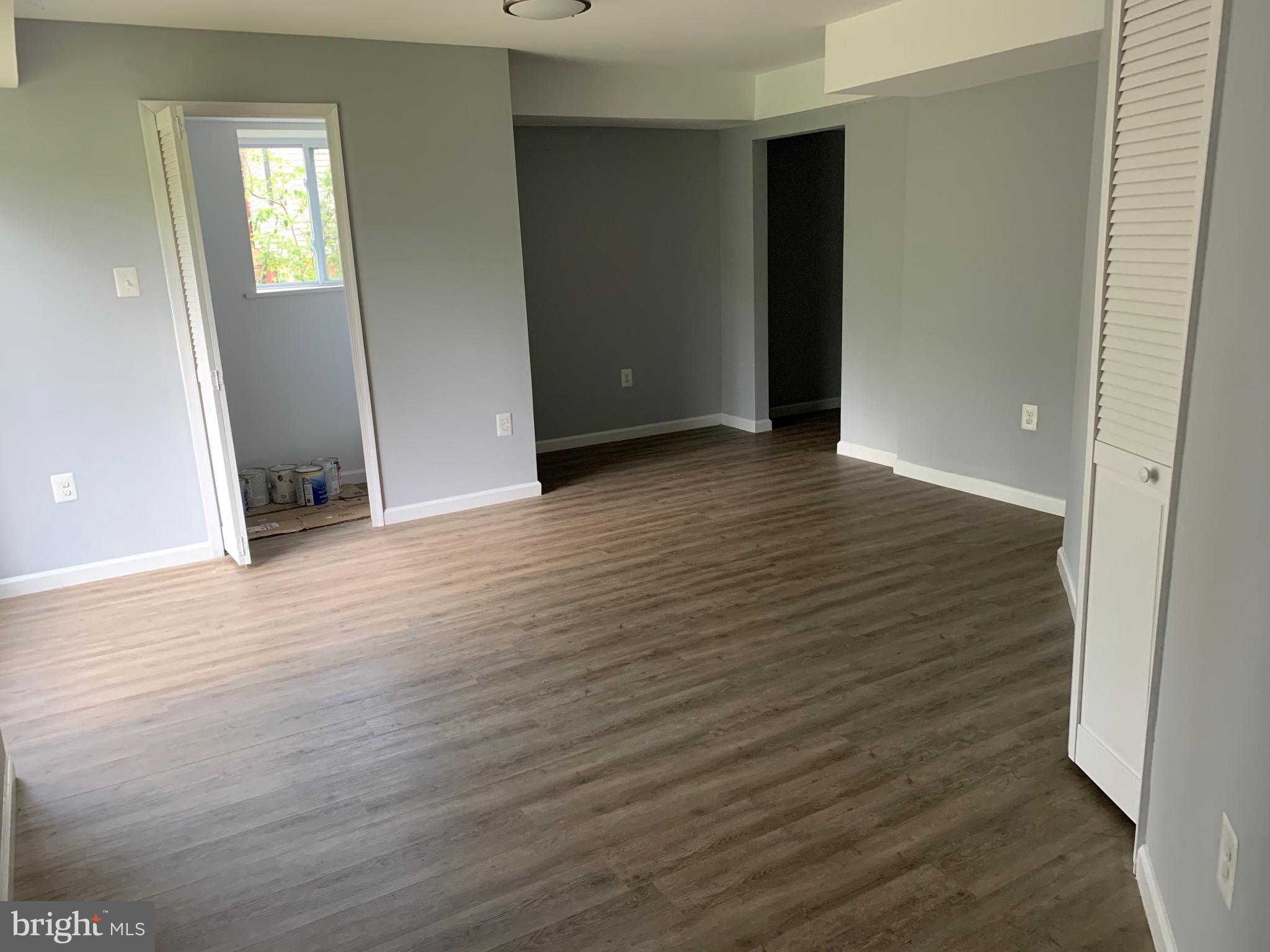 HIDDEN LAKE - Residential Lease