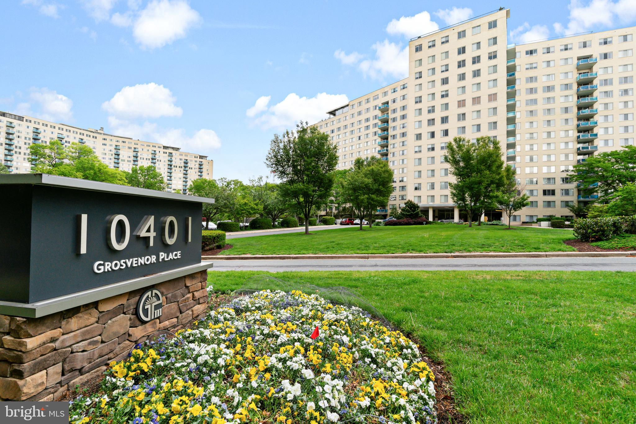 10401 GROSVENOR PLACE 1009
