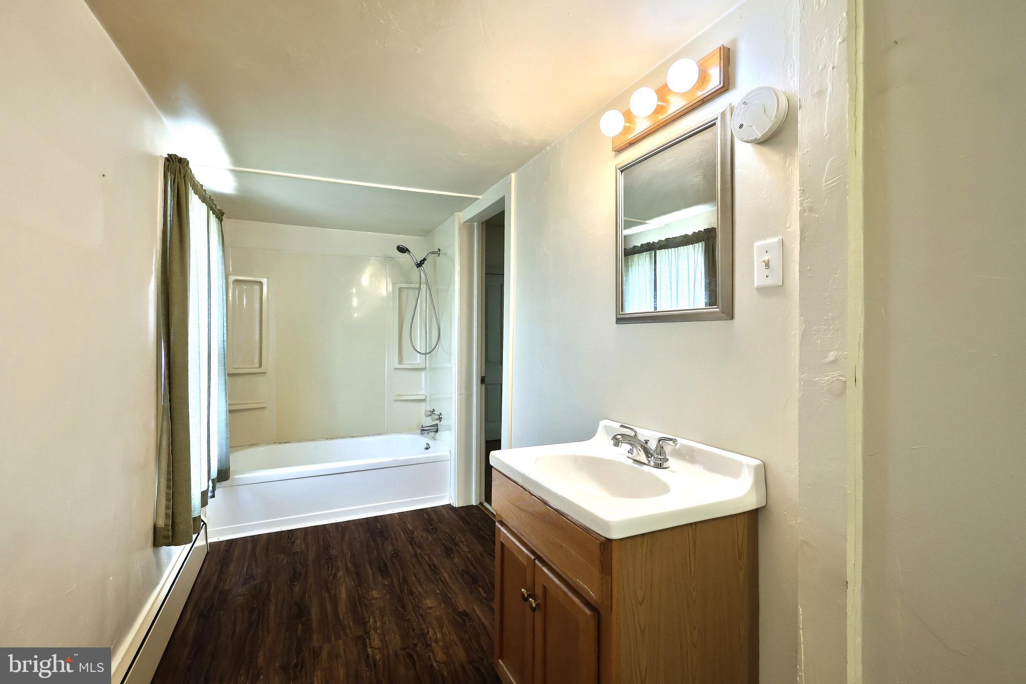 EAST HOPEWELL TWP - Residential