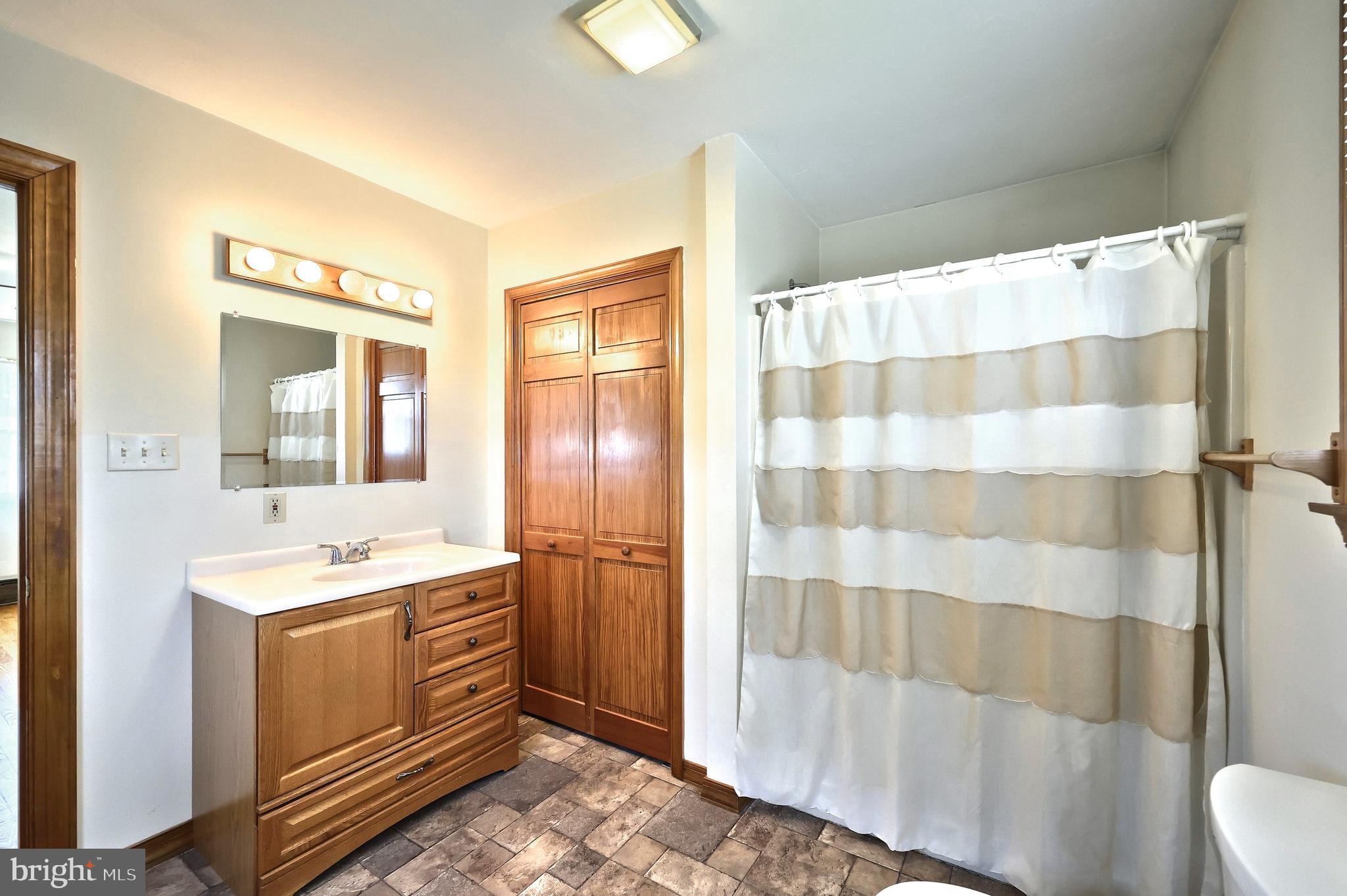 EAST HOPEWELL TWP - Residential