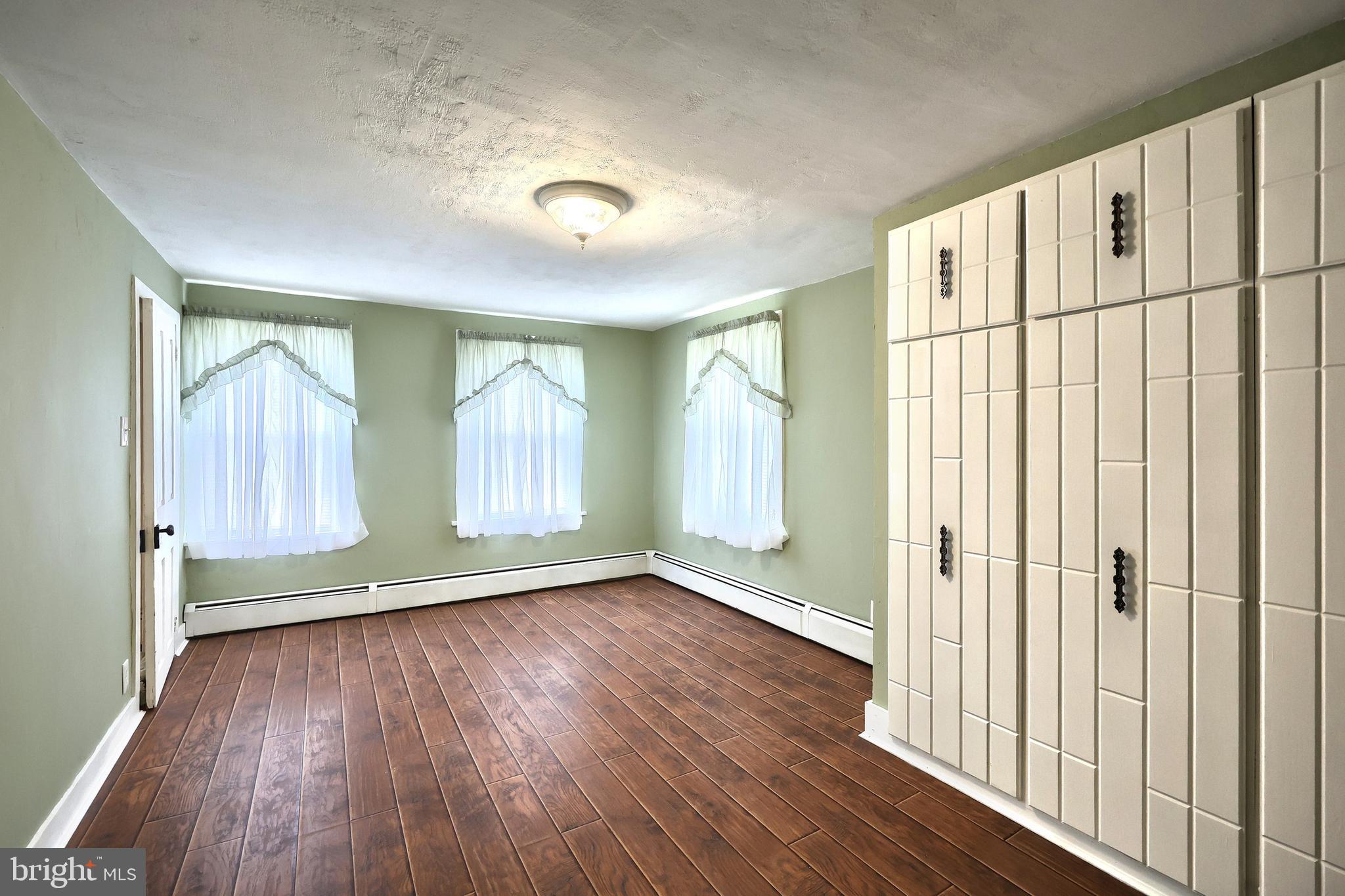 EAST HOPEWELL TWP - Residential