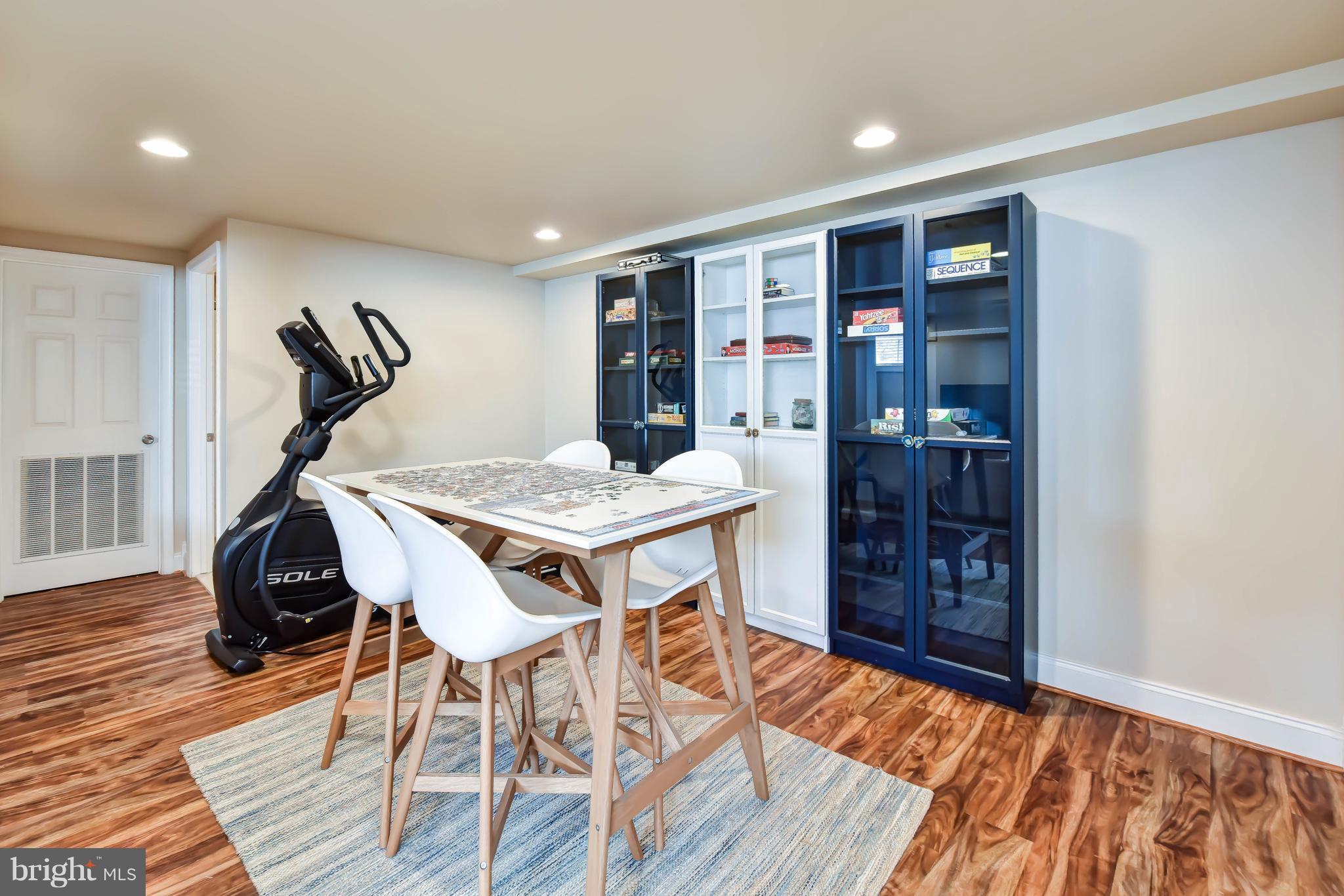 GLENWOOD PARK - Residential