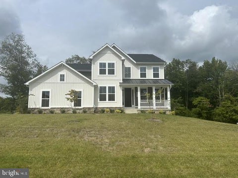 Homes For Sale - 2000 Aram Drive<br/> ACCOKEEK, MD 20607