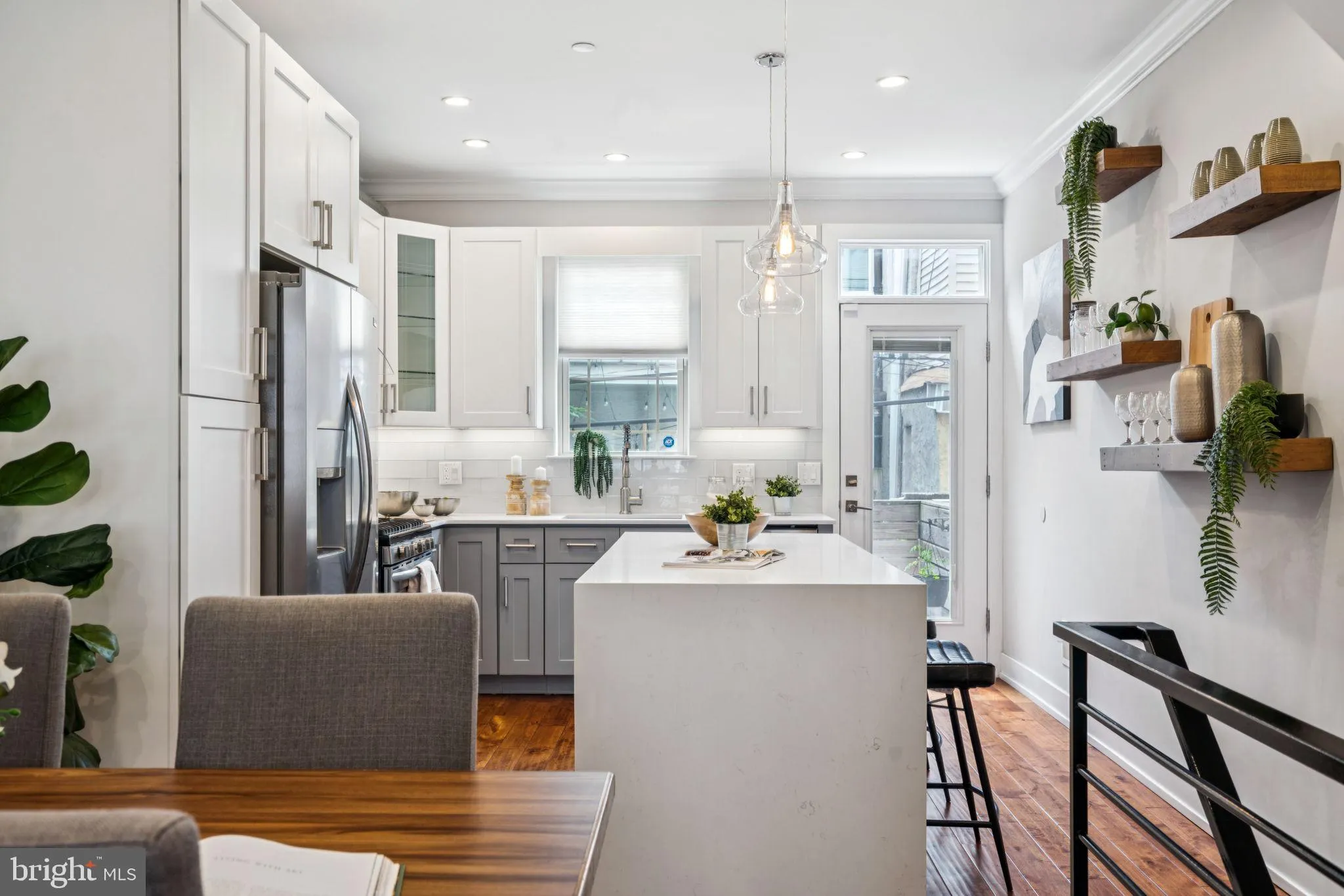 Philadelphia, Pennsylvania 19146, United States, 4 Bedrooms Bedrooms, ,3 BathroomsBathrooms,Residential,Active,127682