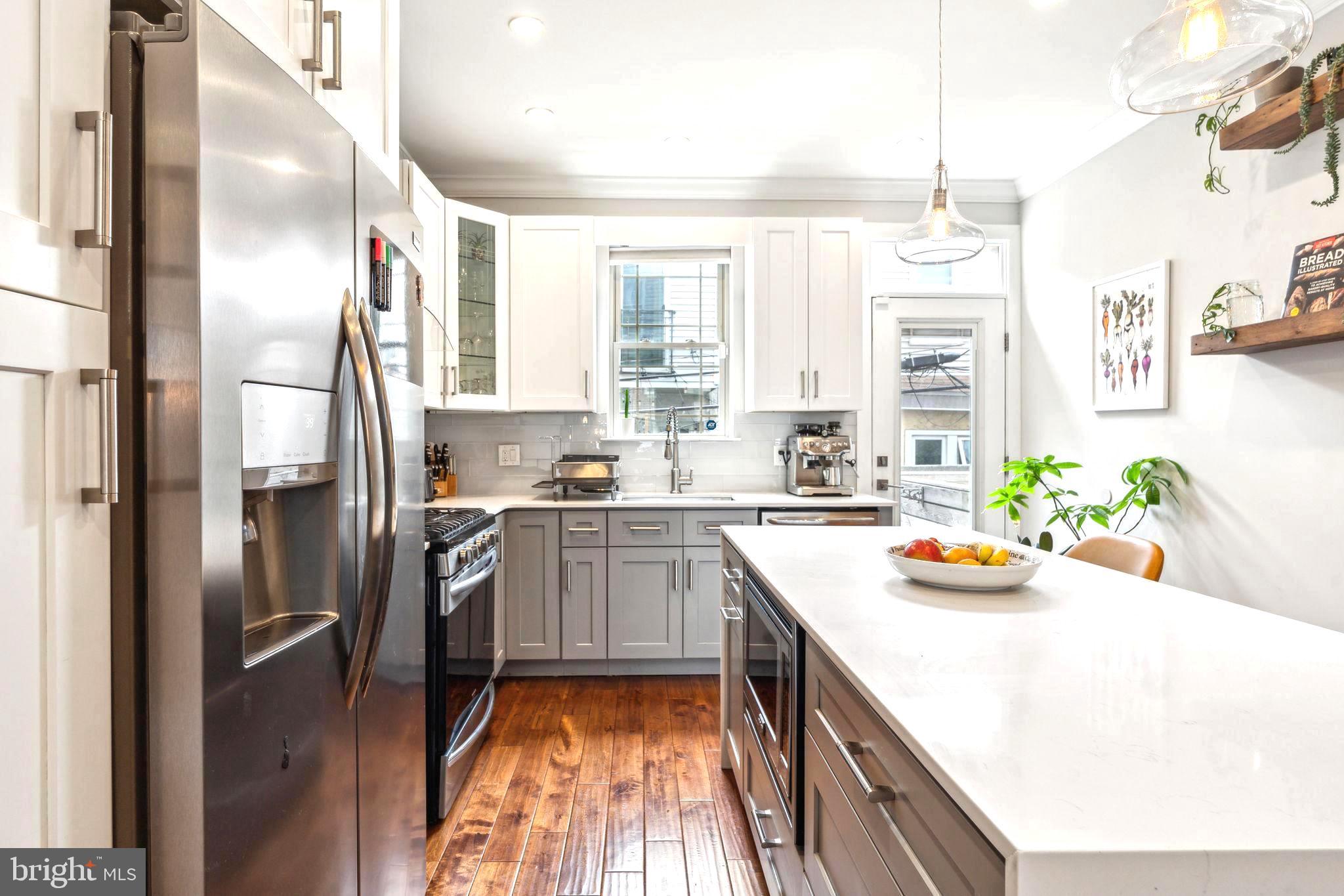 POINT BREEZE - Residential