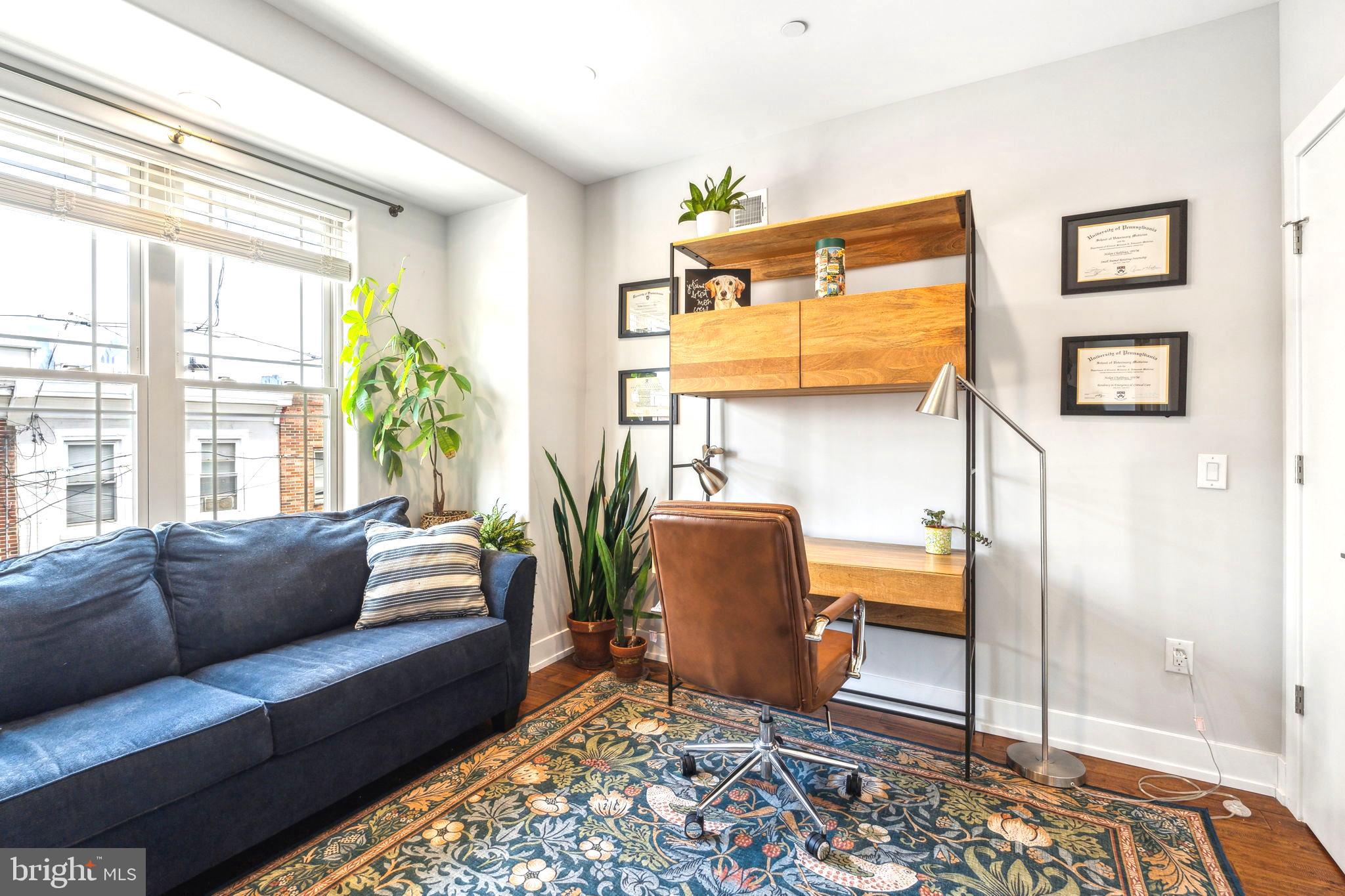 POINT BREEZE - Residential