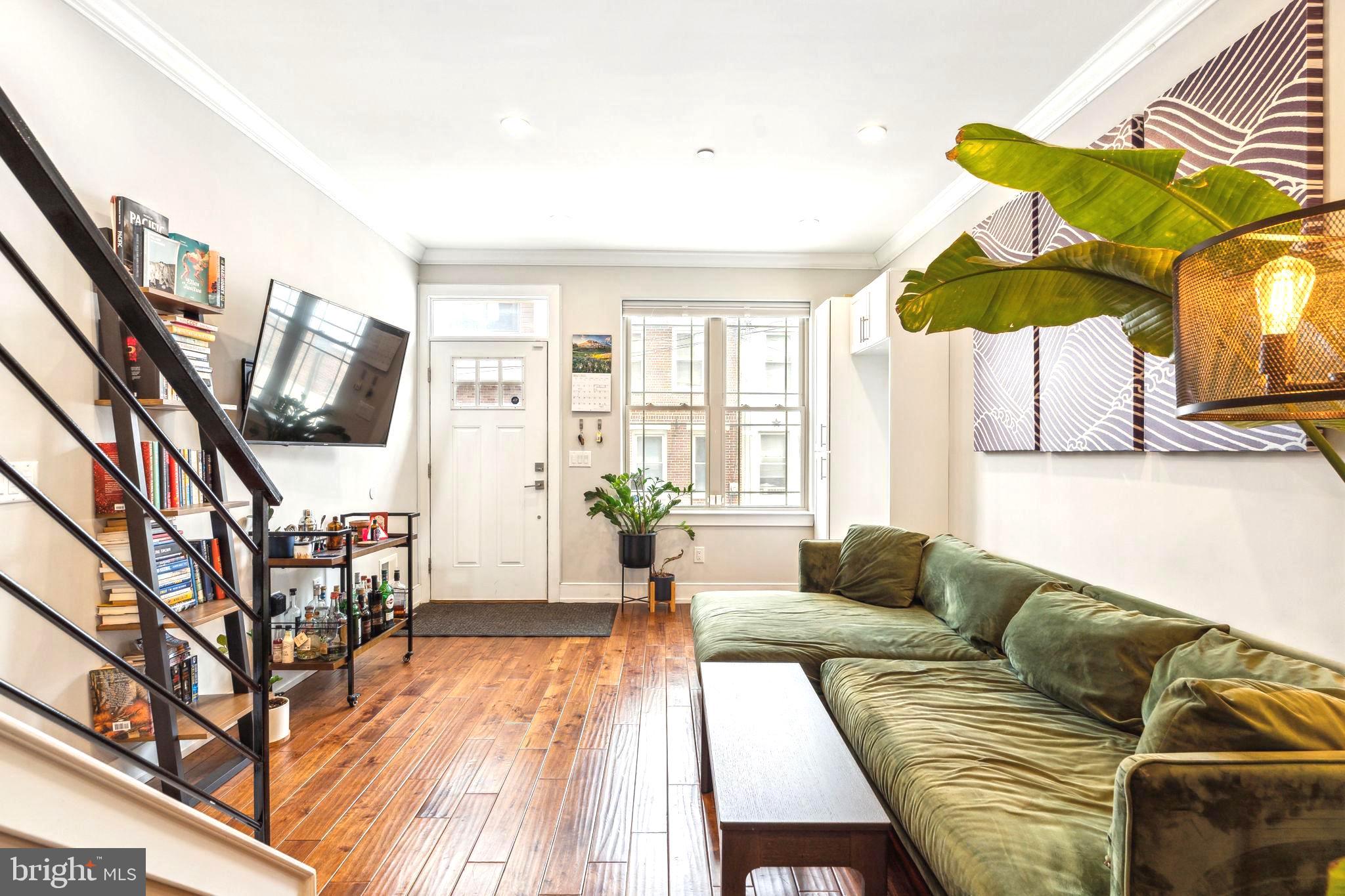 POINT BREEZE - Residential