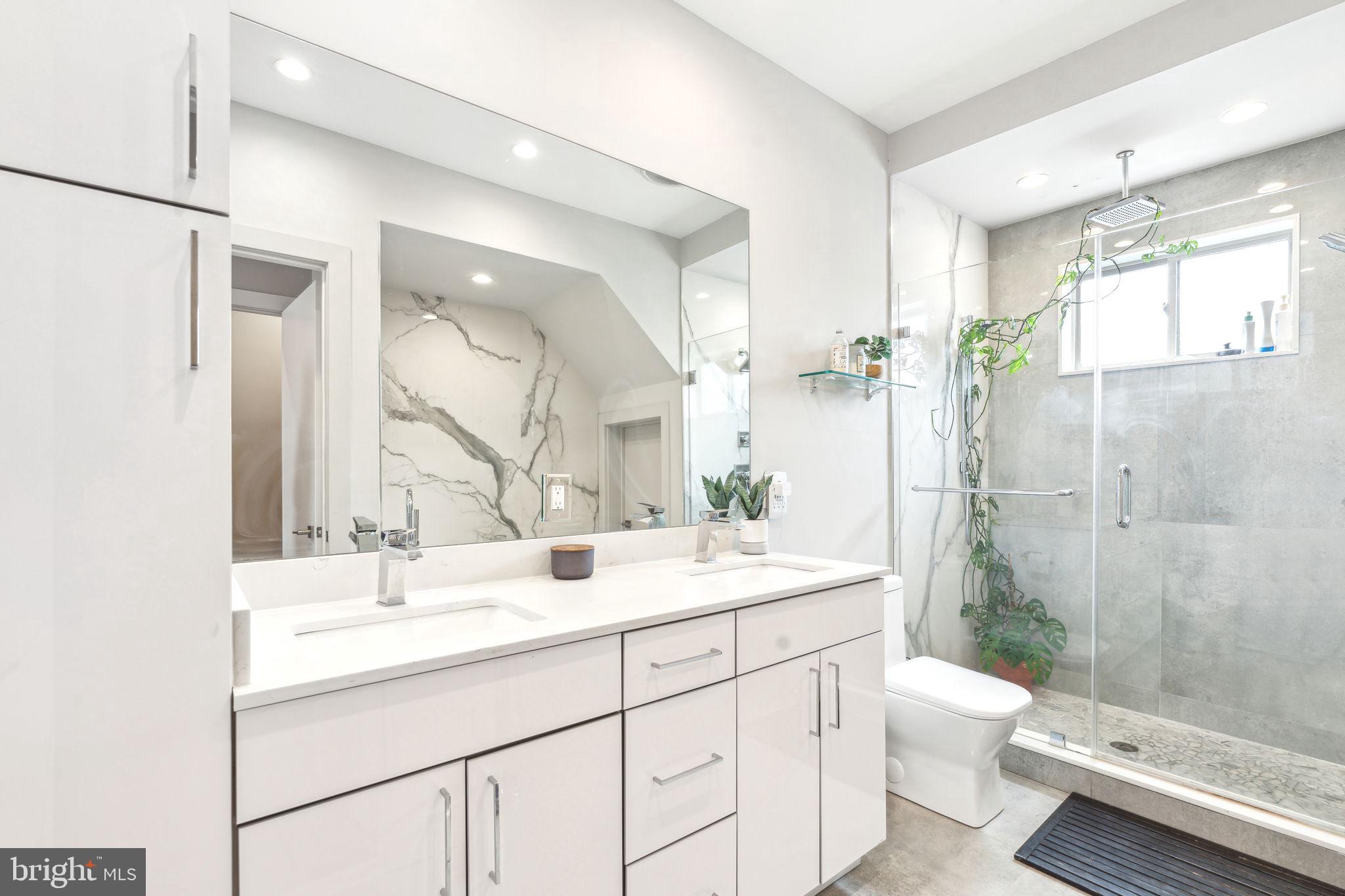 POINT BREEZE - Residential