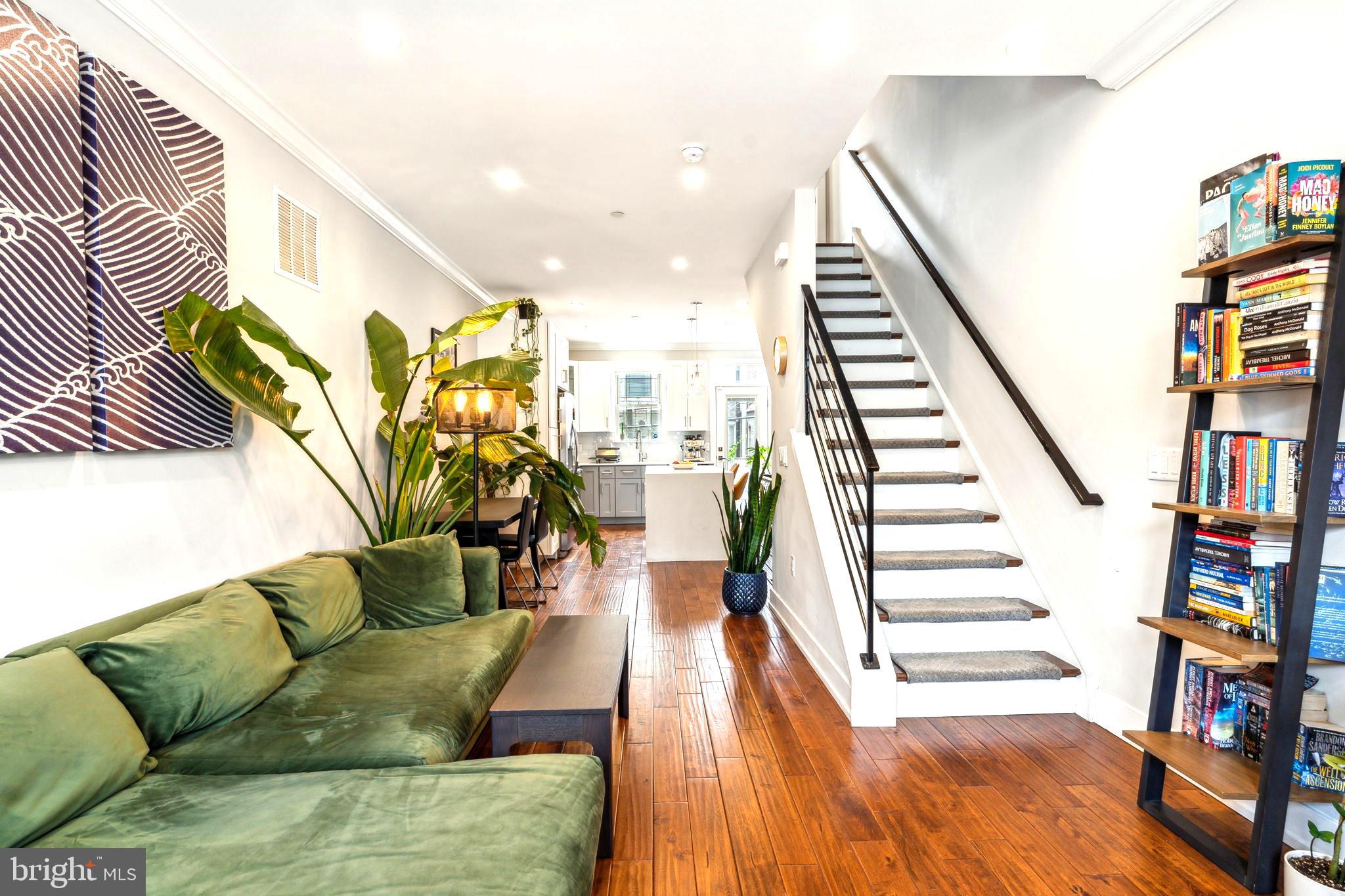 POINT BREEZE - Residential