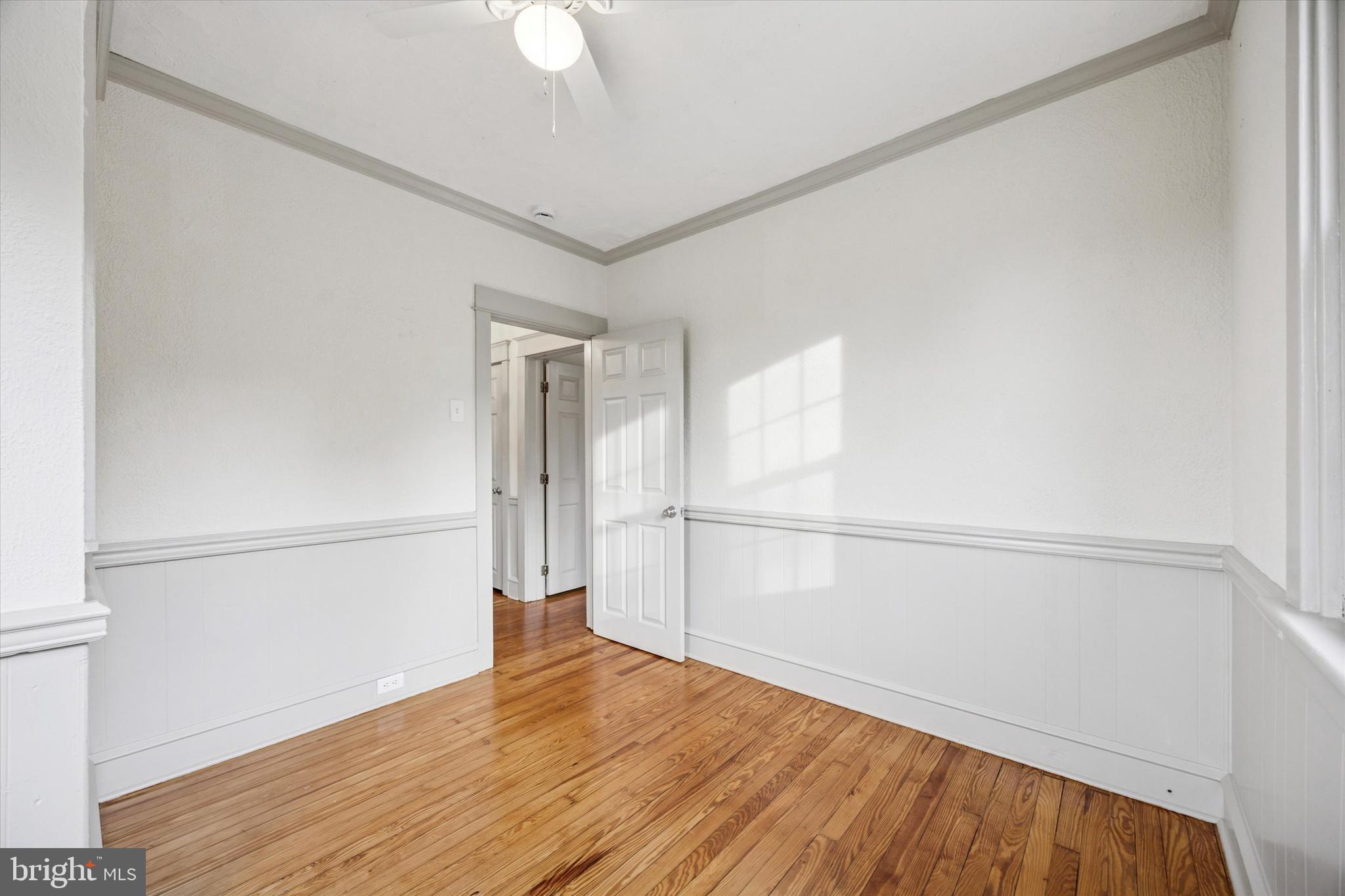 ROSLYN - Residential