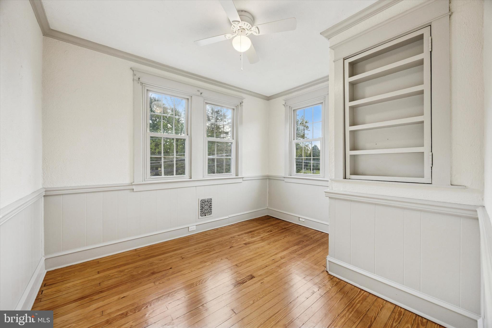 ROSLYN - Residential