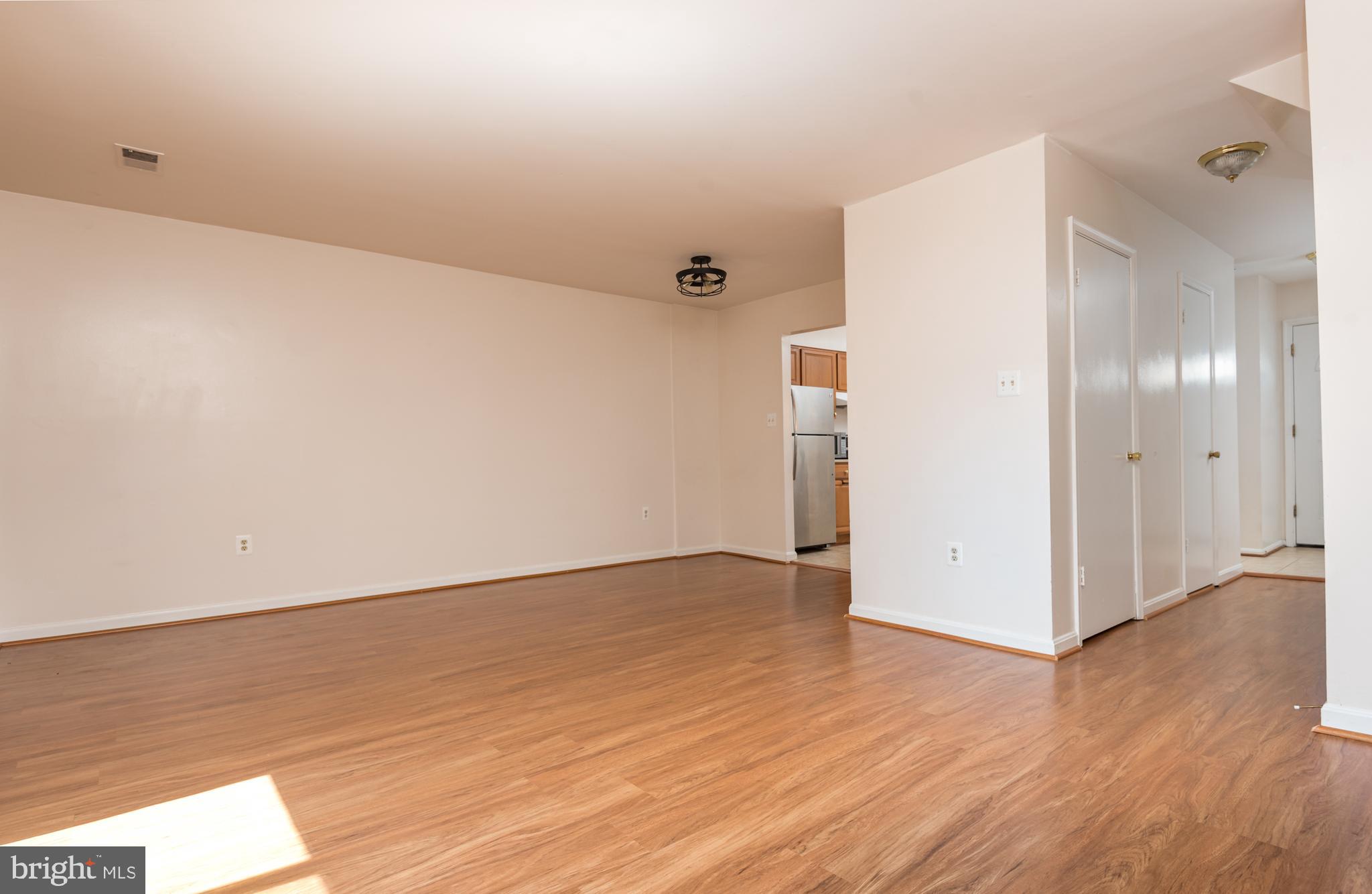 LEE LANDING PARK - Residential