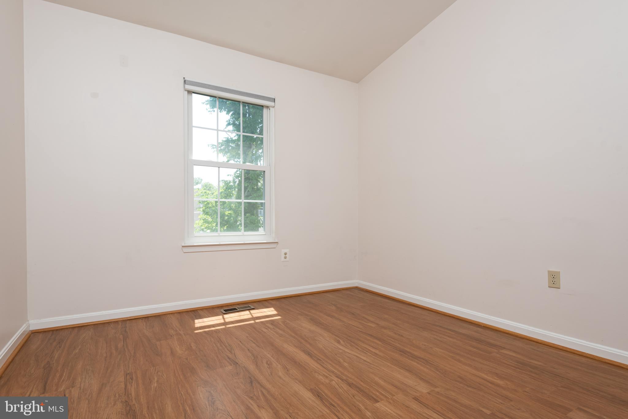 LEE LANDING PARK - Residential