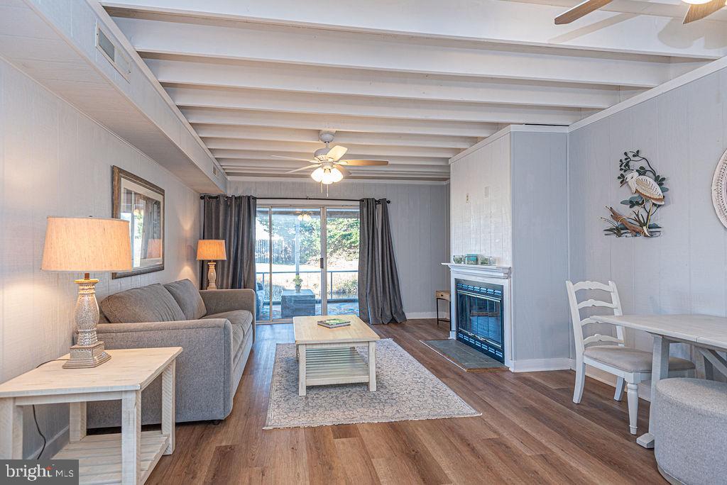 MALLARD LAKES - Residential