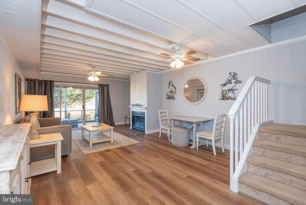 MALLARD LAKES - Residential