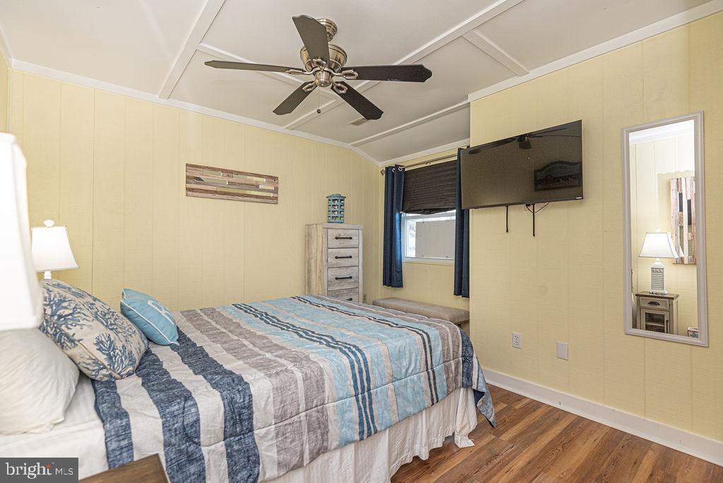 MALLARD LAKES - Residential