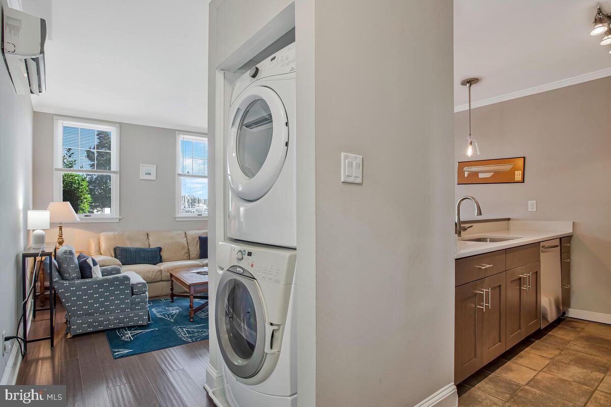 EASTPORT - Residential