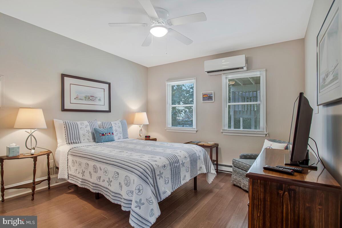 EASTPORT - Residential