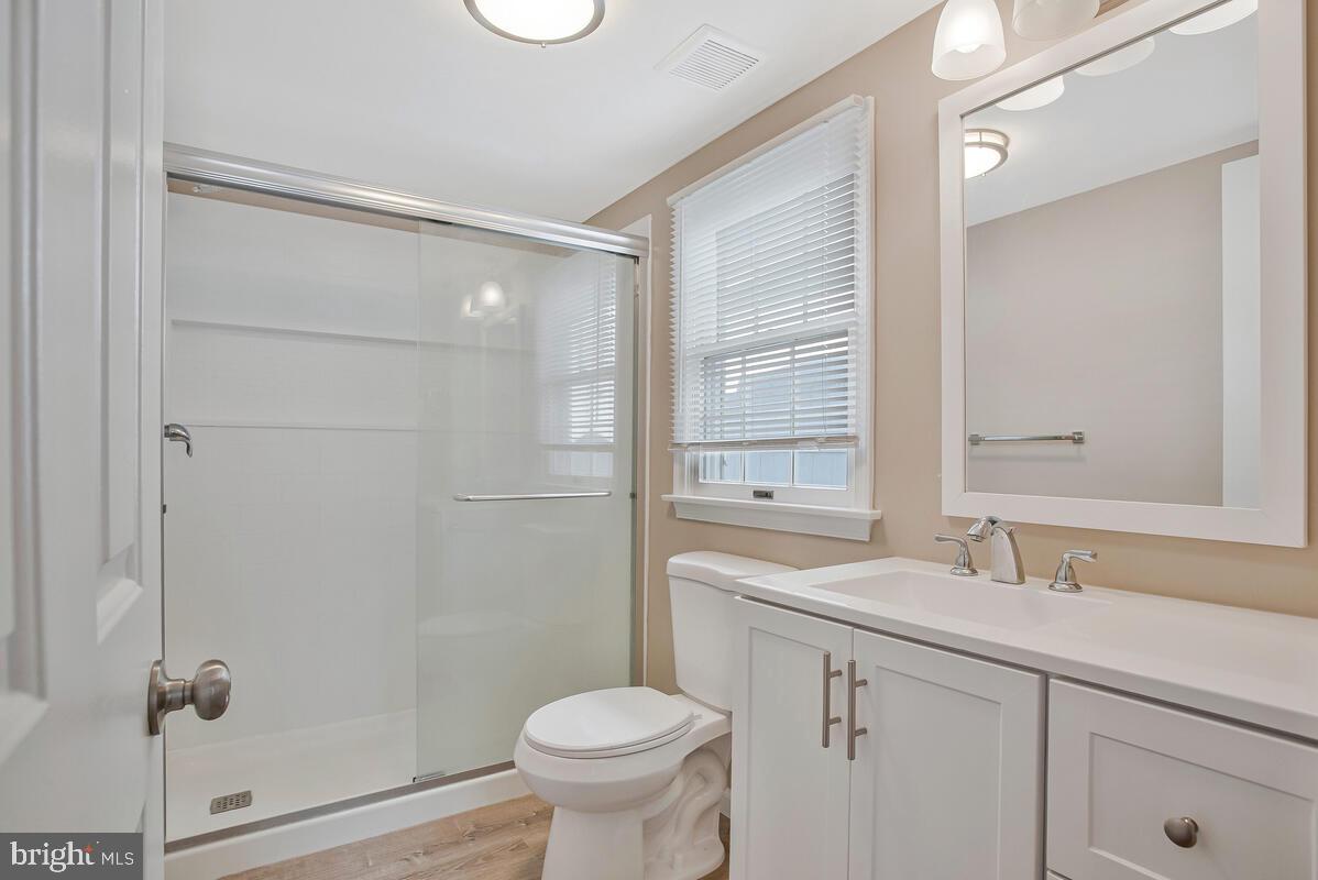 EASTPORT - Residential